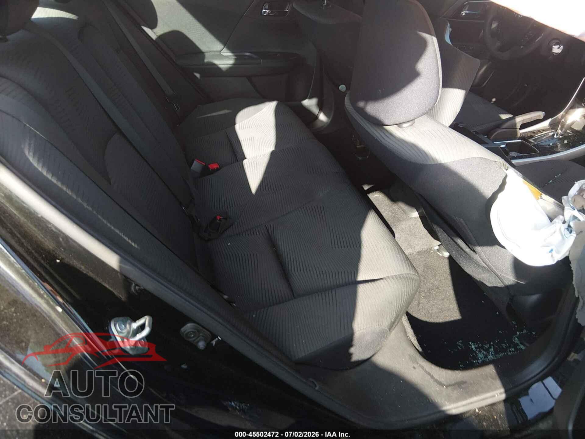 HONDA ACCORD 2017 - 1HGCR2F47HA111192