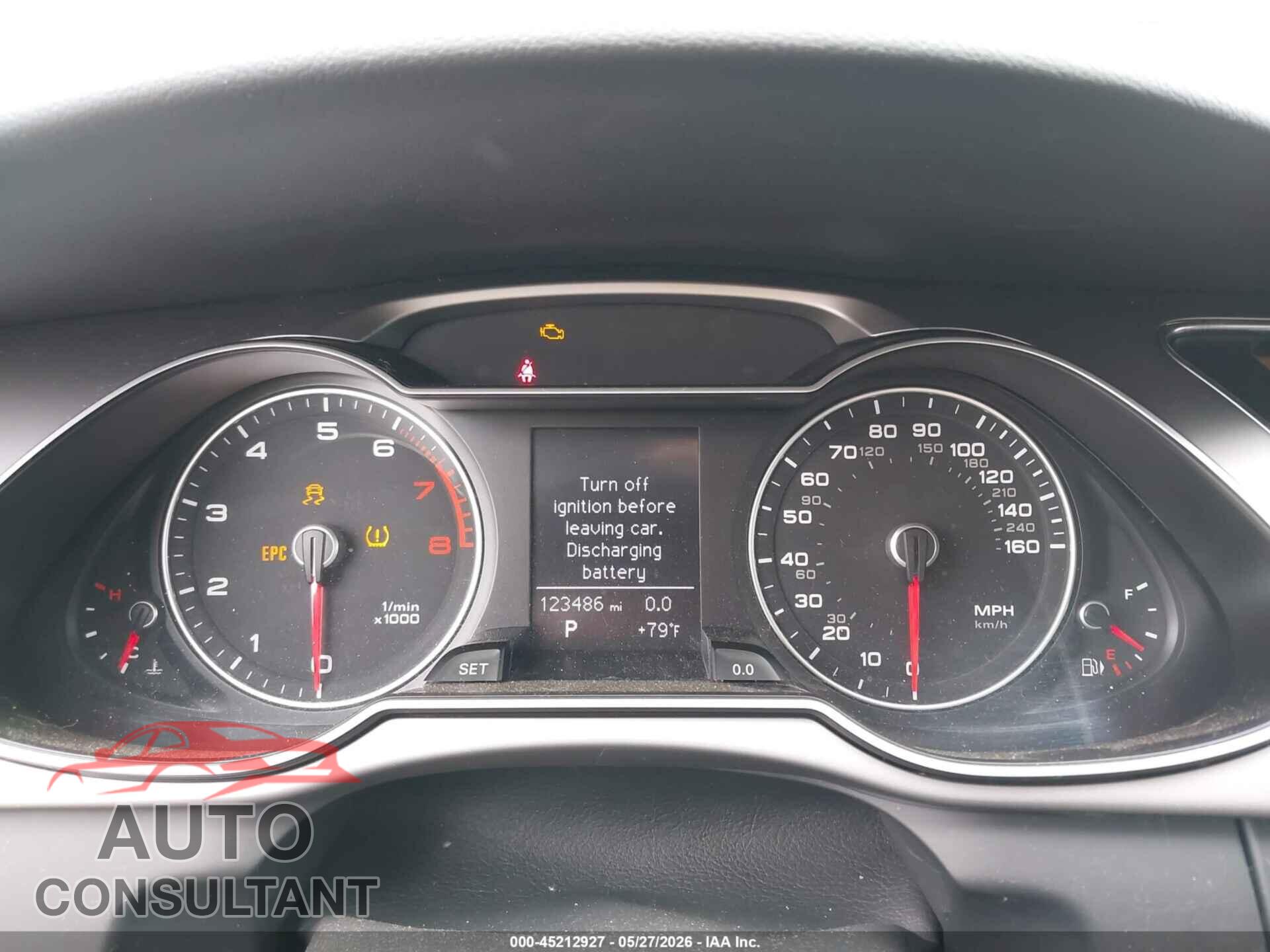 AUDI A4 2013 - WAUFFAFL0DN035627