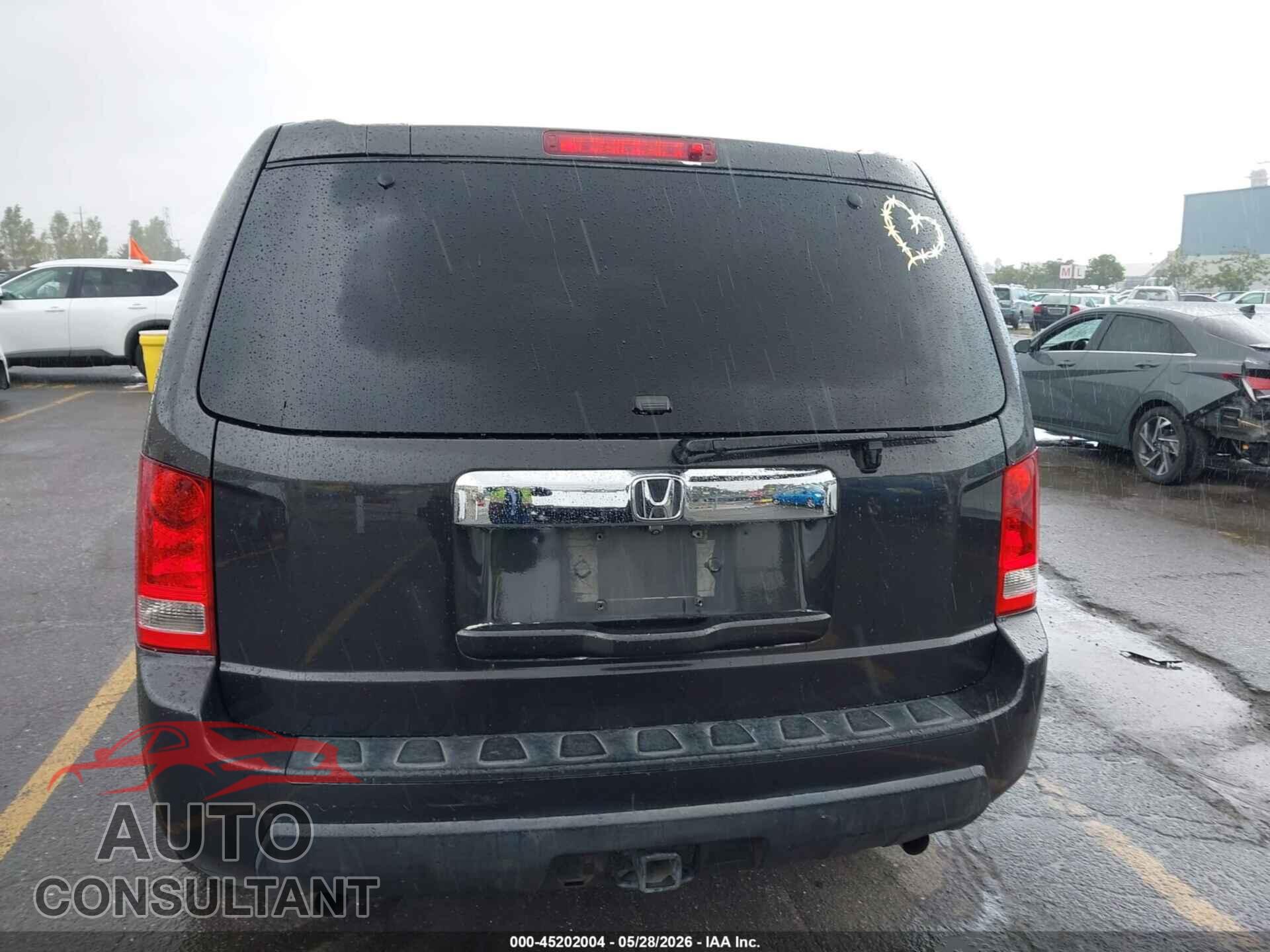 HONDA PILOT 2011 - 5FNYF4H24BB078459