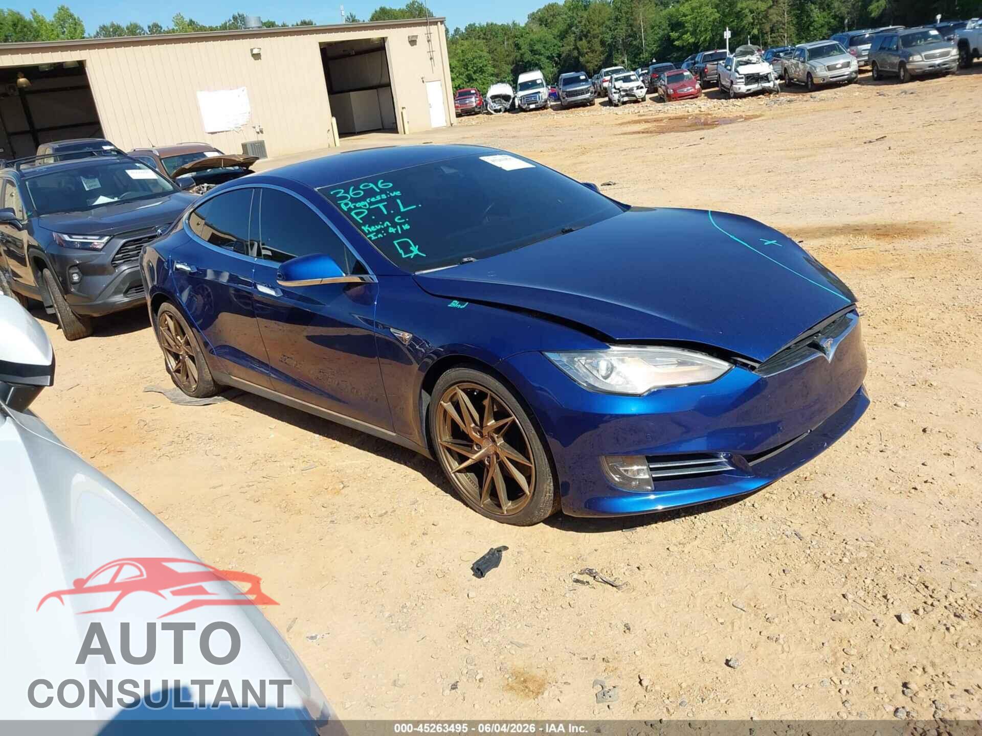 TESLA MODEL S 2015 - 5YJSA1E21FF103704