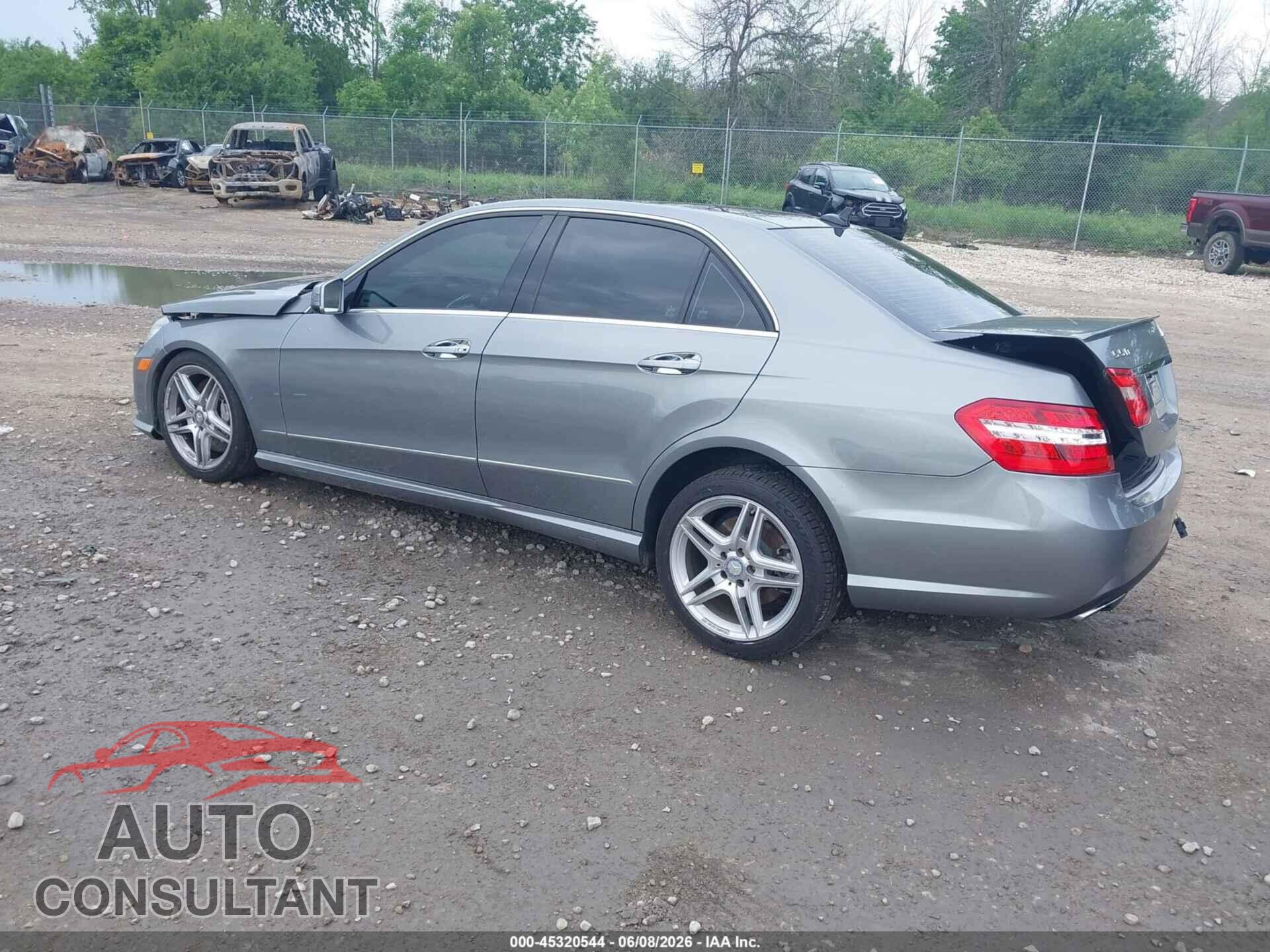 MERCEDES-BENZ E 550 2013 - WDDHF9BBXDA697669