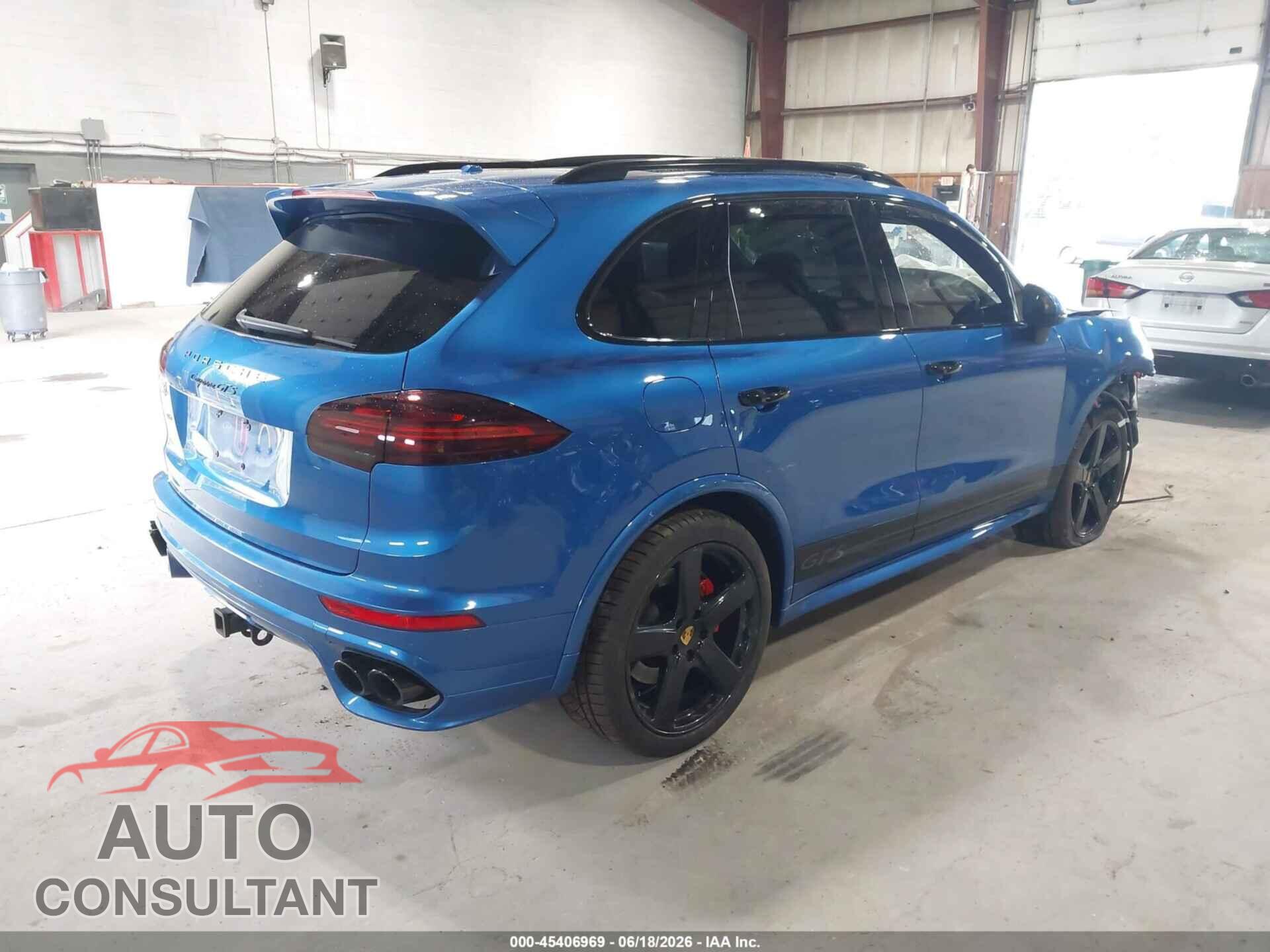 PORSCHE CAYENNE 2017 - WP1AD2A24HLA83591