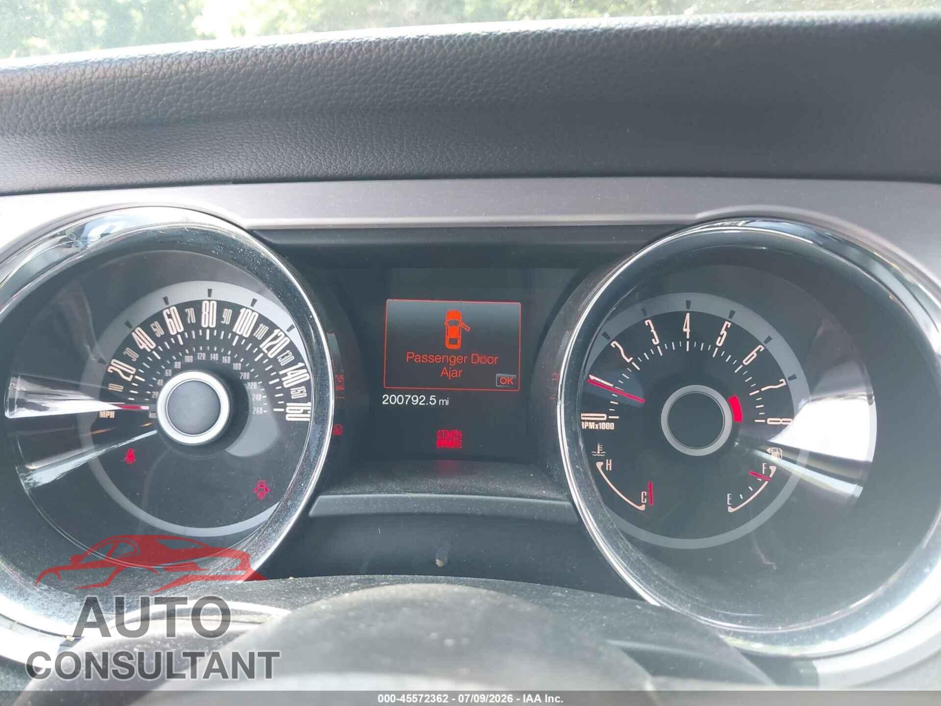 FORD MUSTANG 2013 - 1ZVBP8AM2D5243786