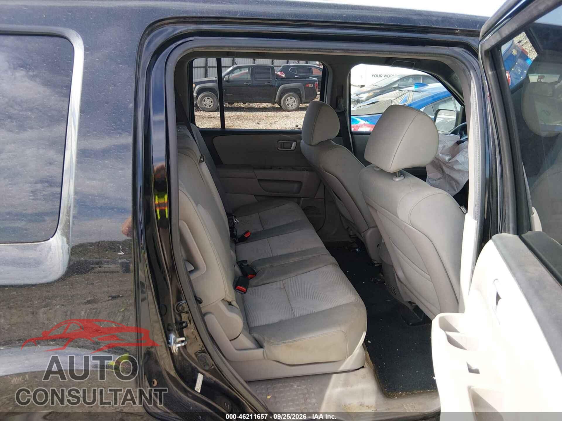 HONDA PILOT 2013 - 5FNYF4H21DB036236