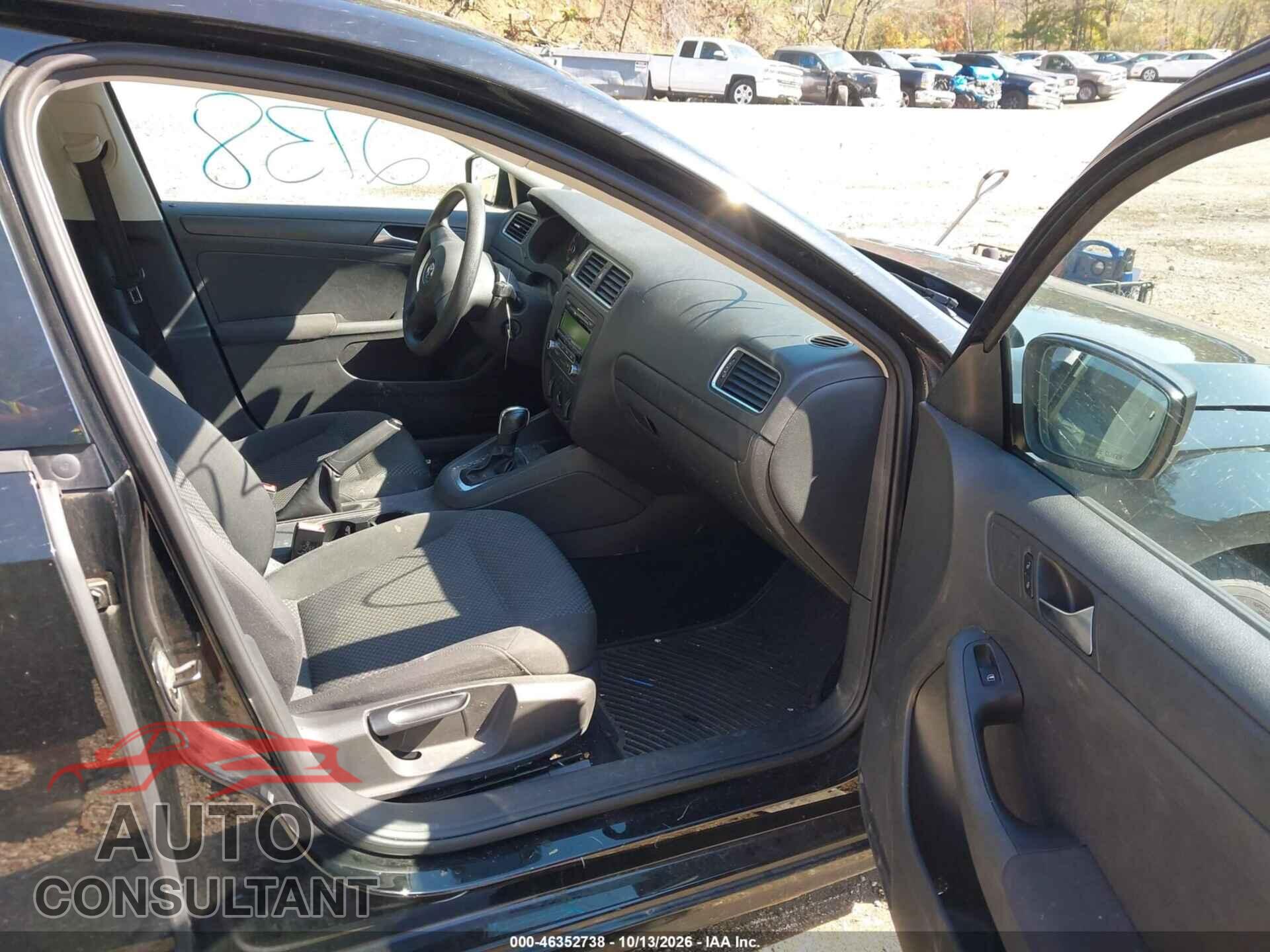 VOLKSWAGEN JETTA 2012 - 3VW2K7AJ0CM423422