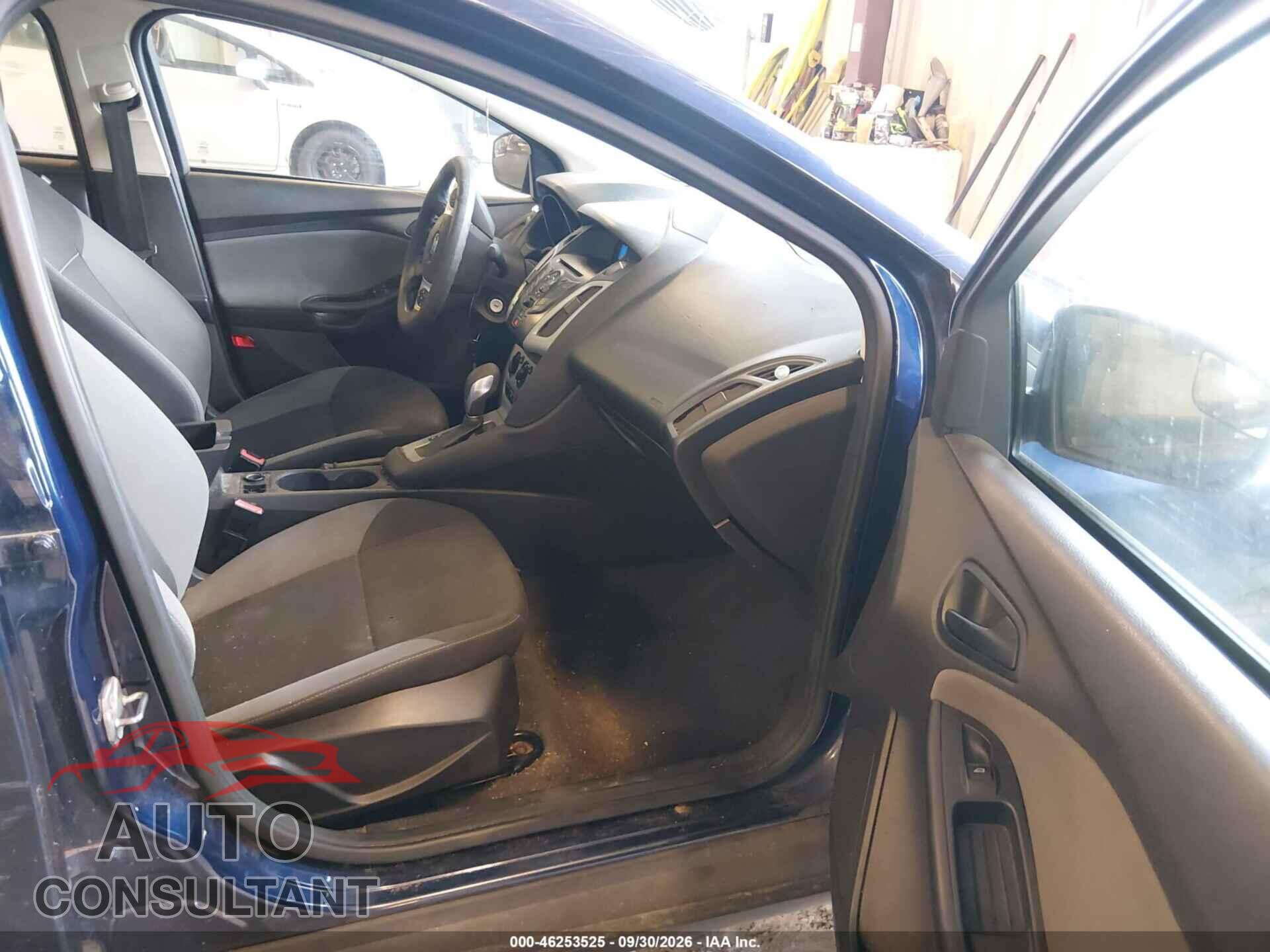 FORD FOCUS 2012 - 1FAHP3F24CL163736