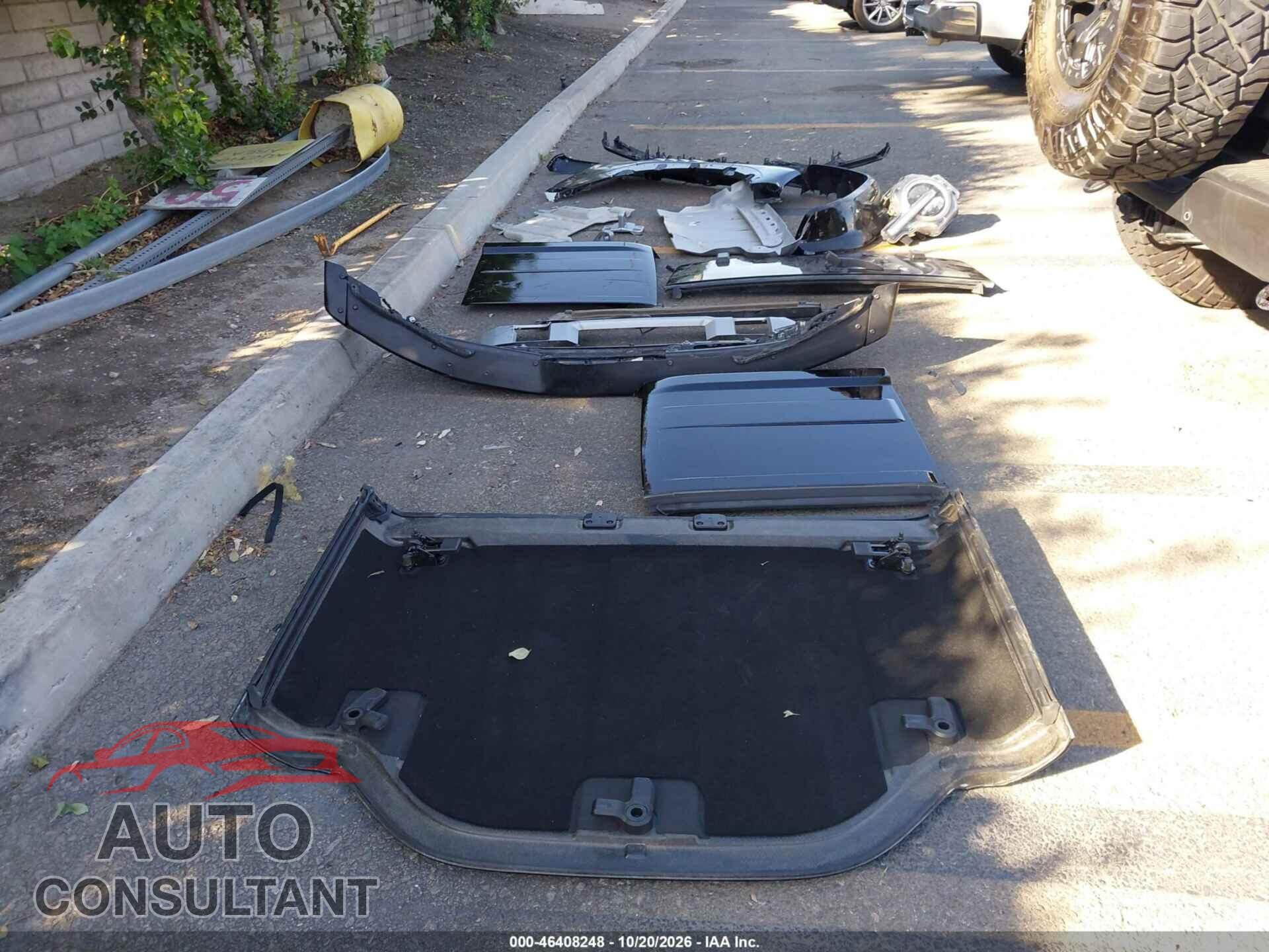 FORD BRONCO 2023 - 1FMEE5JR1PLB07886