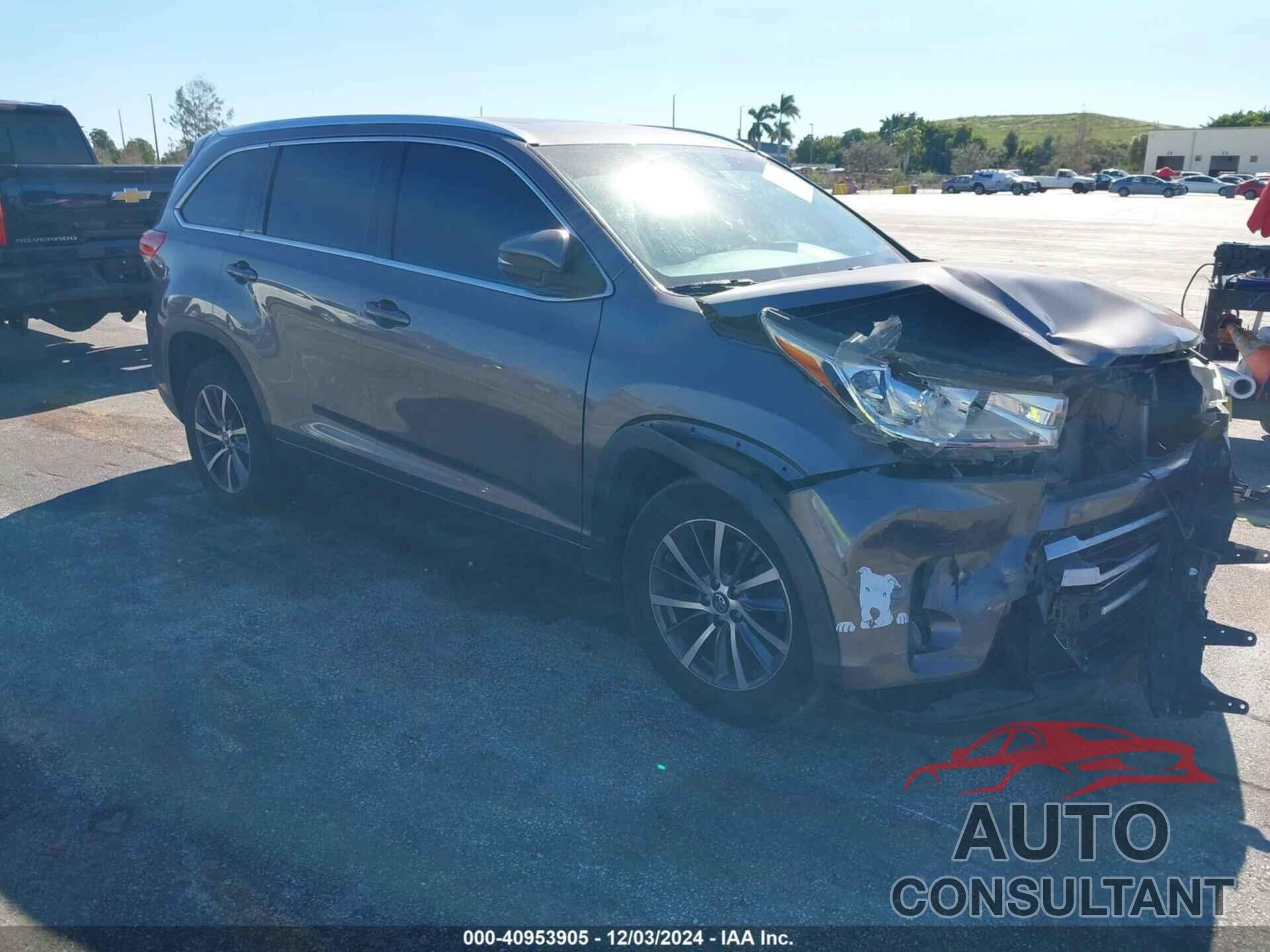 TOYOTA HIGHLANDER 2018 - 5TDKZRFH4JS544015