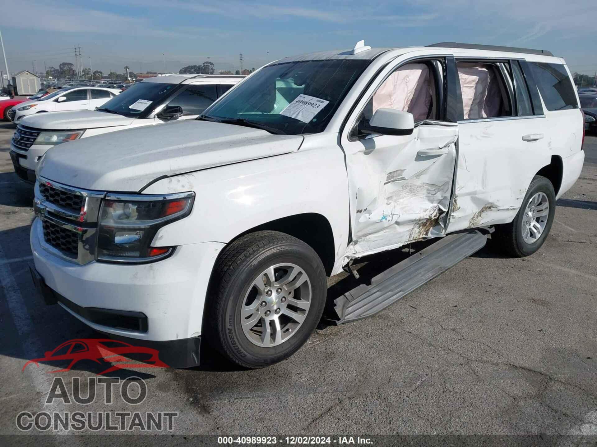 CHEVROLET TAHOE 2017 - 1GNSCAKC8HR387764