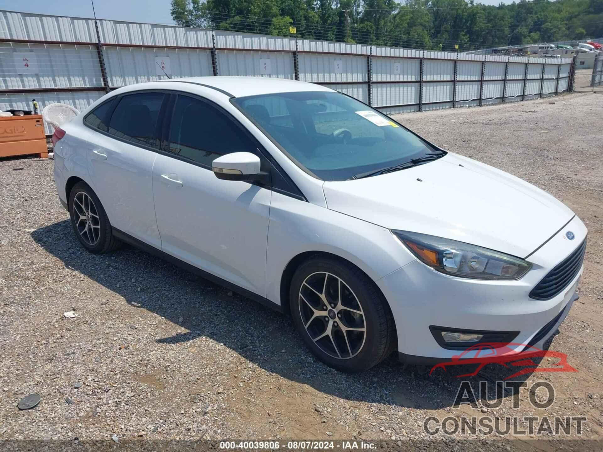 FORD FOCUS 2017 - 1FADP3FEXHL327250