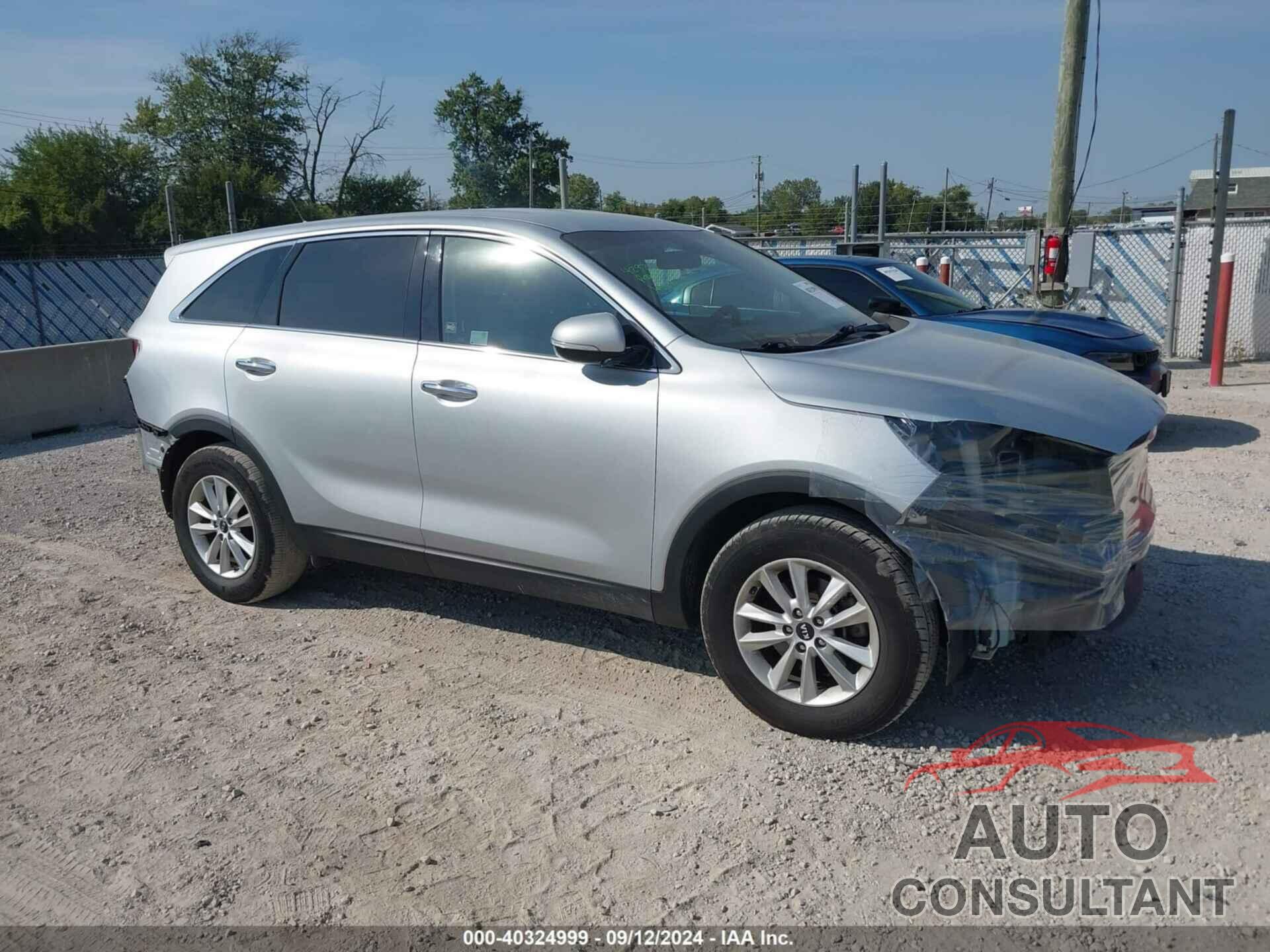 KIA SORENTO 2019 - 5XYPG4A36KG581270