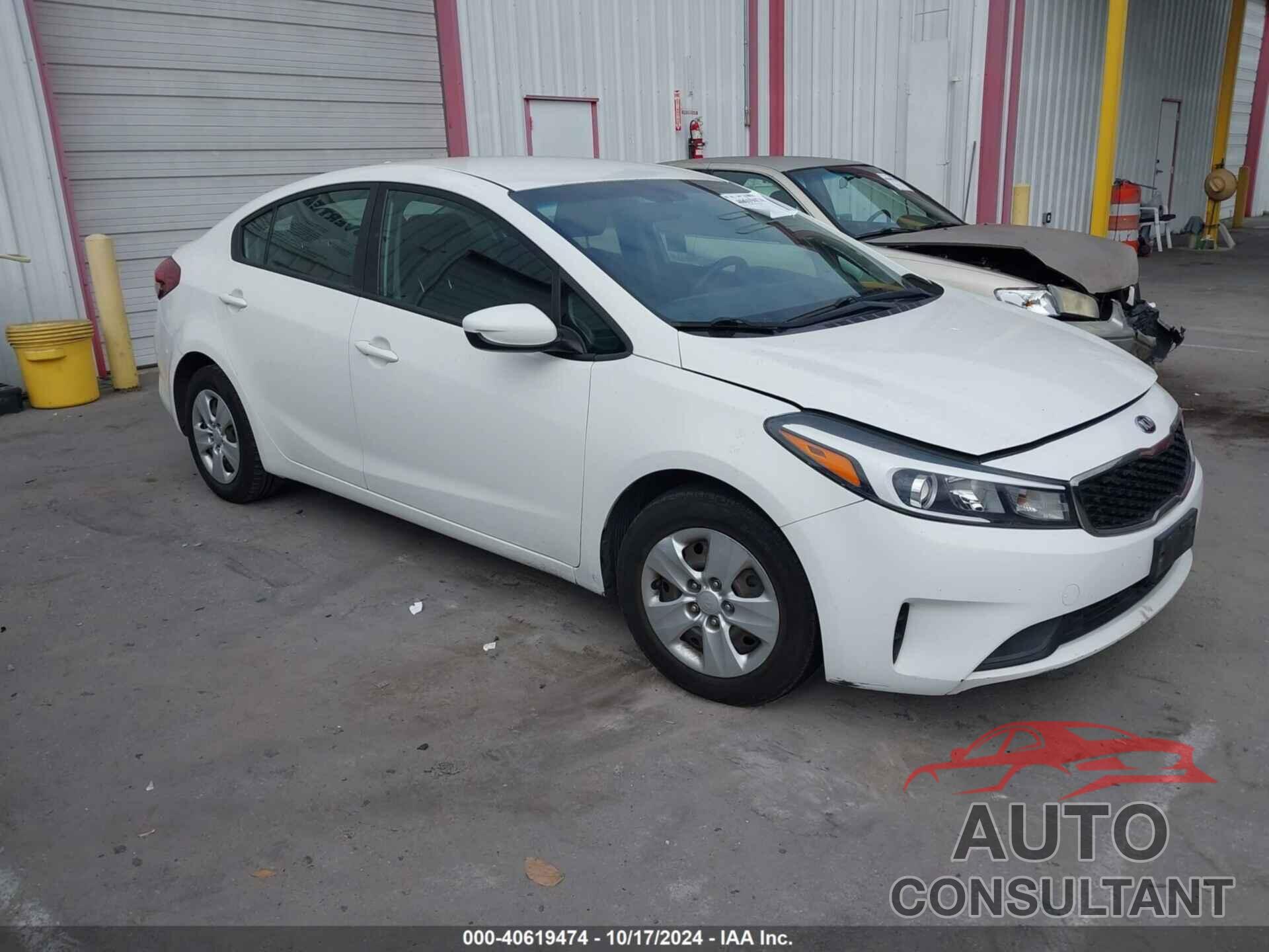 KIA FORTE 2018 - 3KPFK4A71JE182033