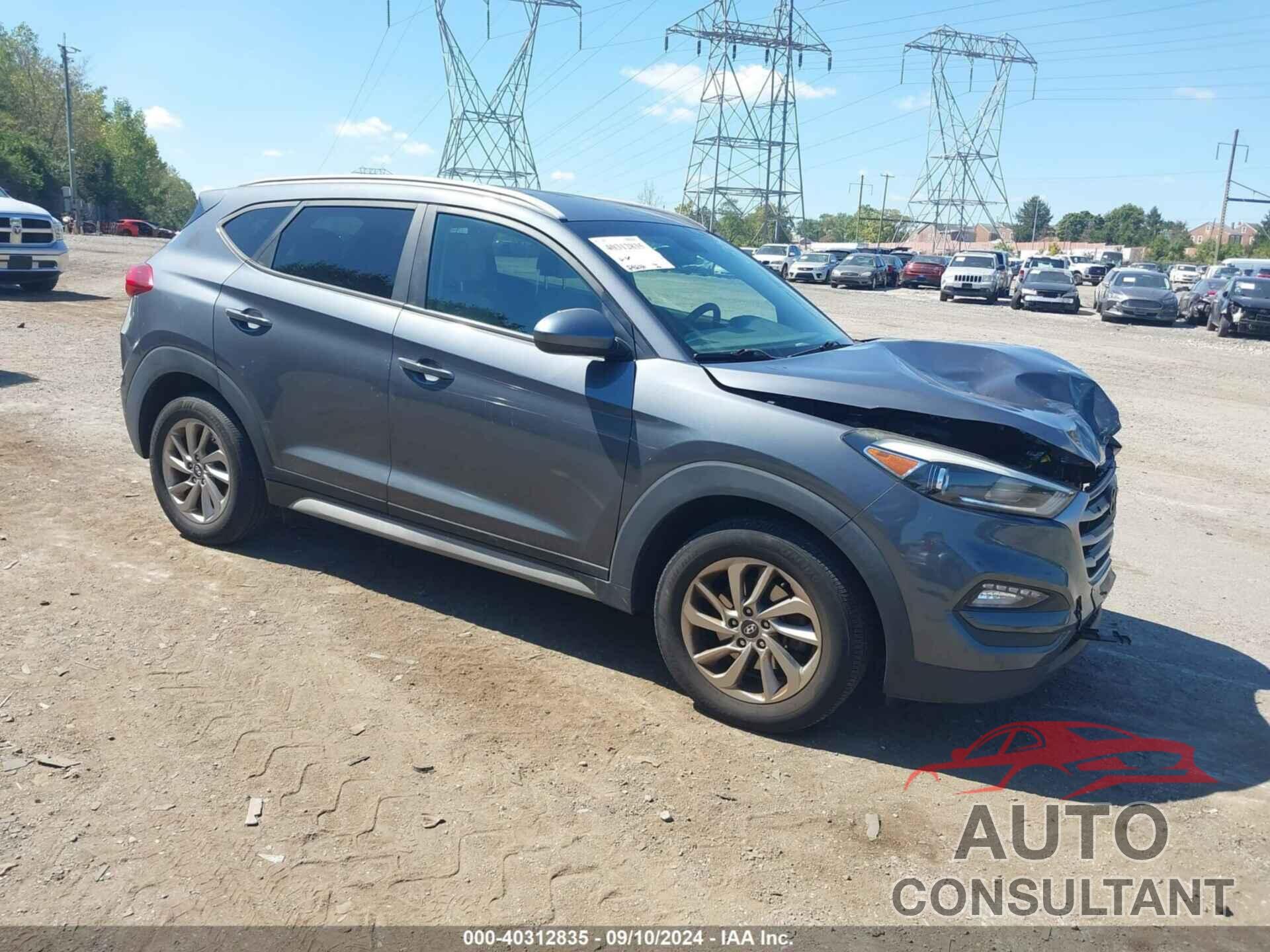 HYUNDAI TUCSON 2018 - KM8J3CA49JU653947