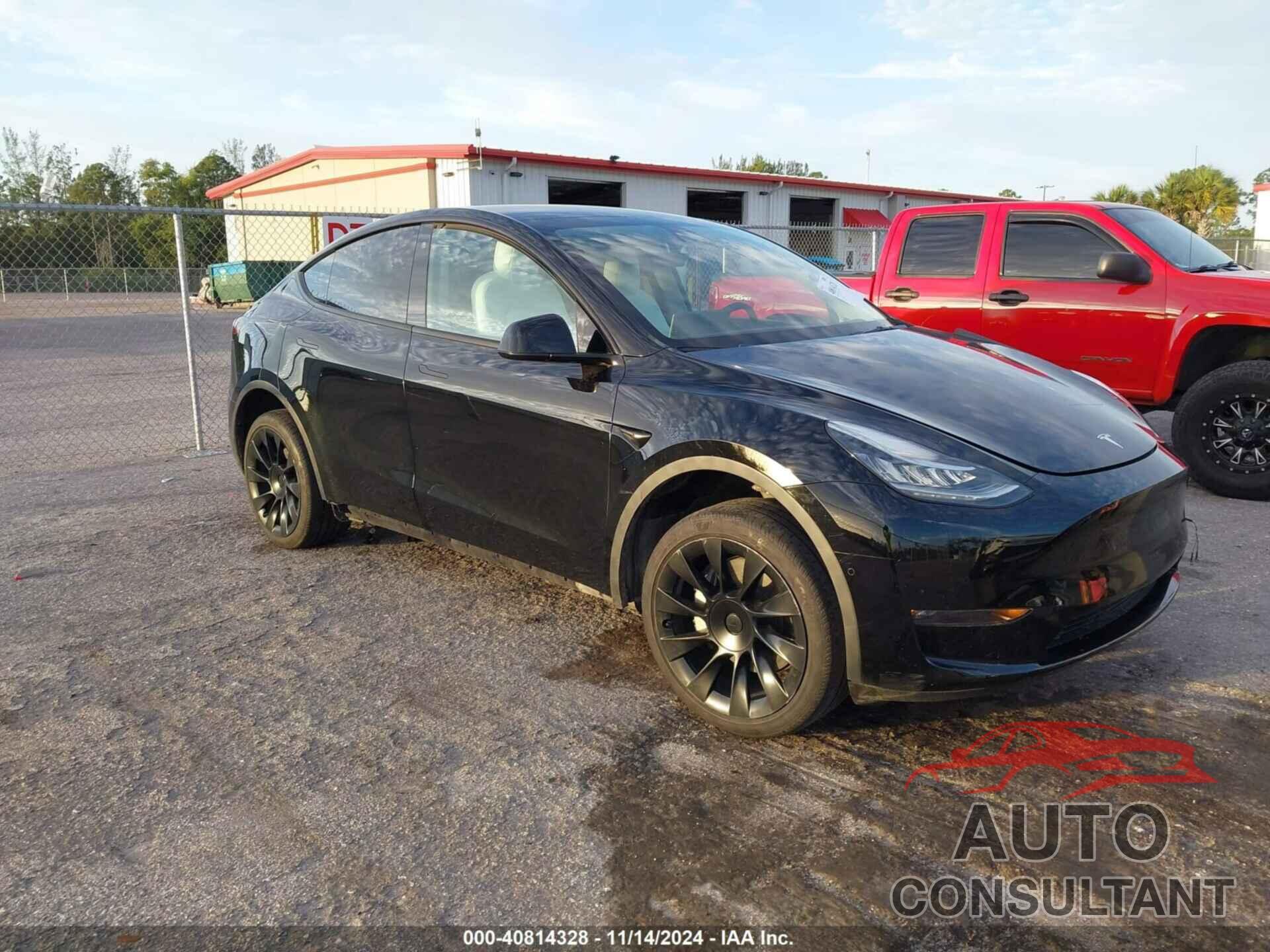 TESLA MODEL Y 2022 - 7SAYGAEE8NF428841