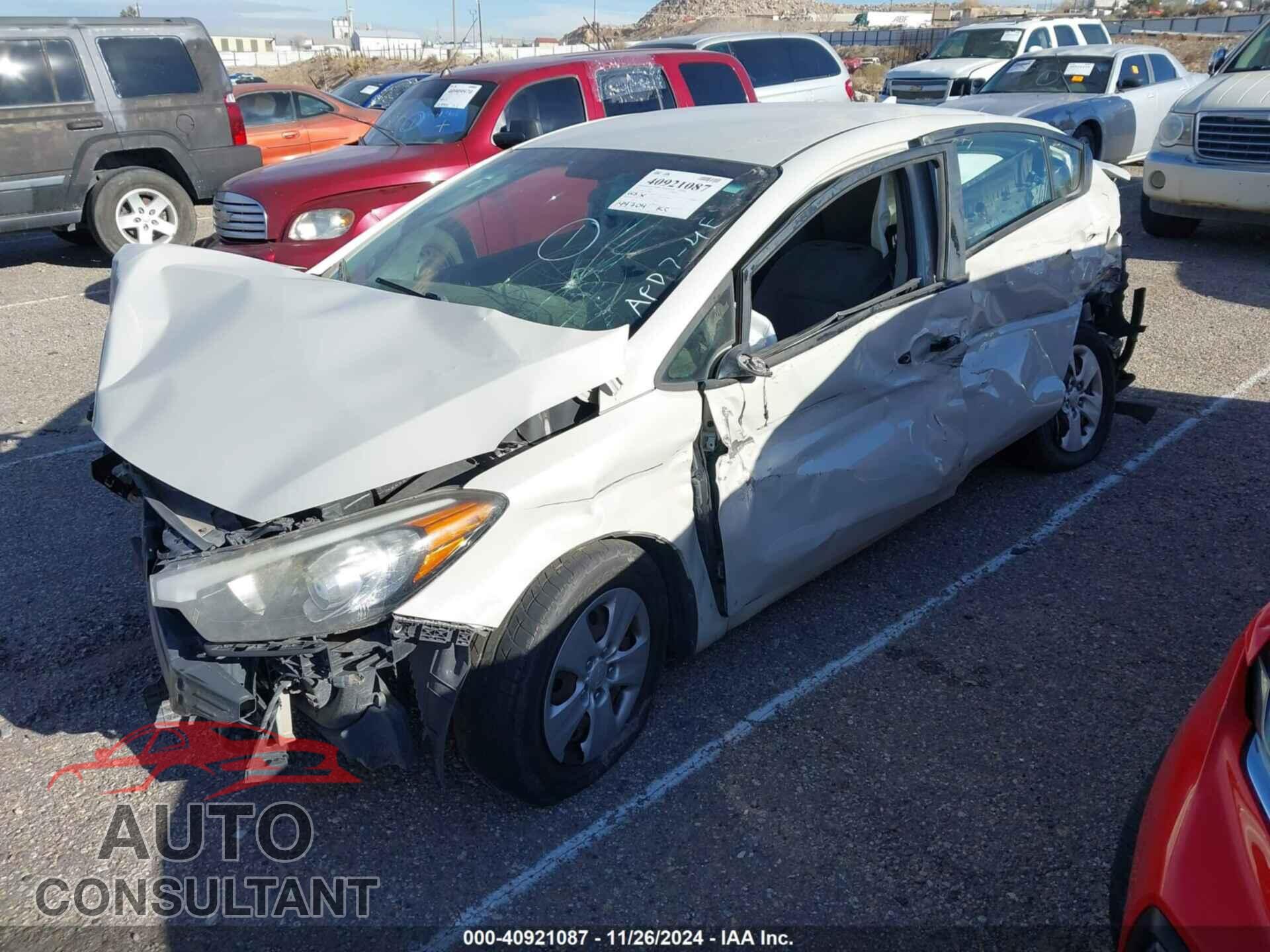 KIA FORTE 2015 - KNAFK4A65F5364115