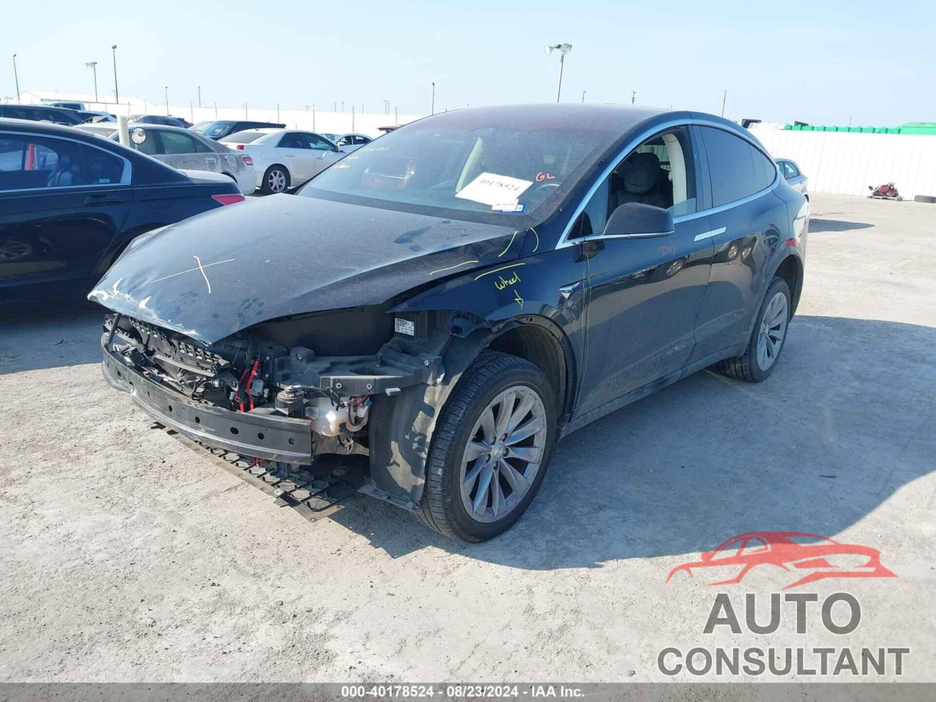 TESLA MODEL X 2016 - 5YJXCBE21GF023715