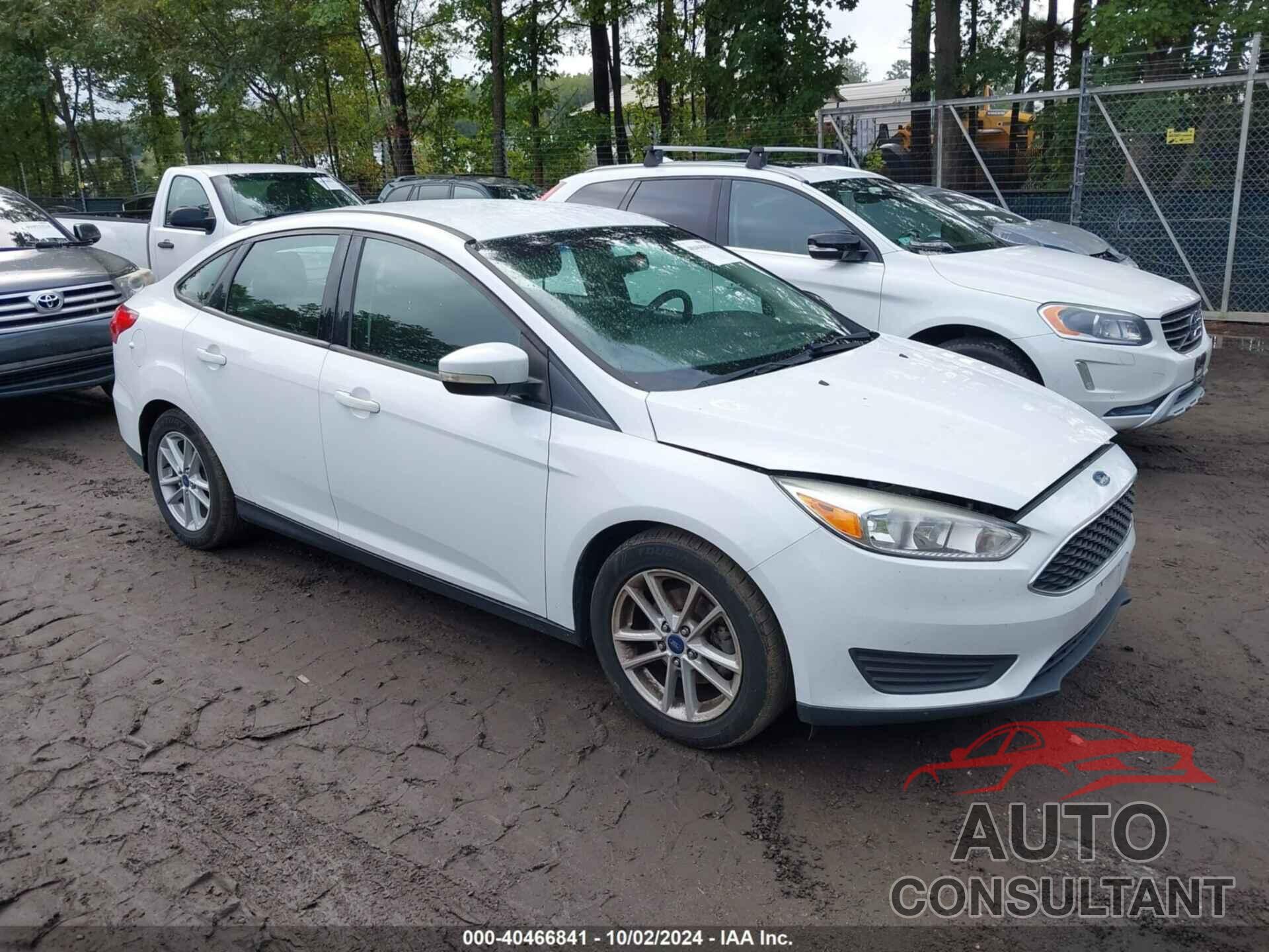 FORD FOCUS 2017 - 1FADP3F28HL269984