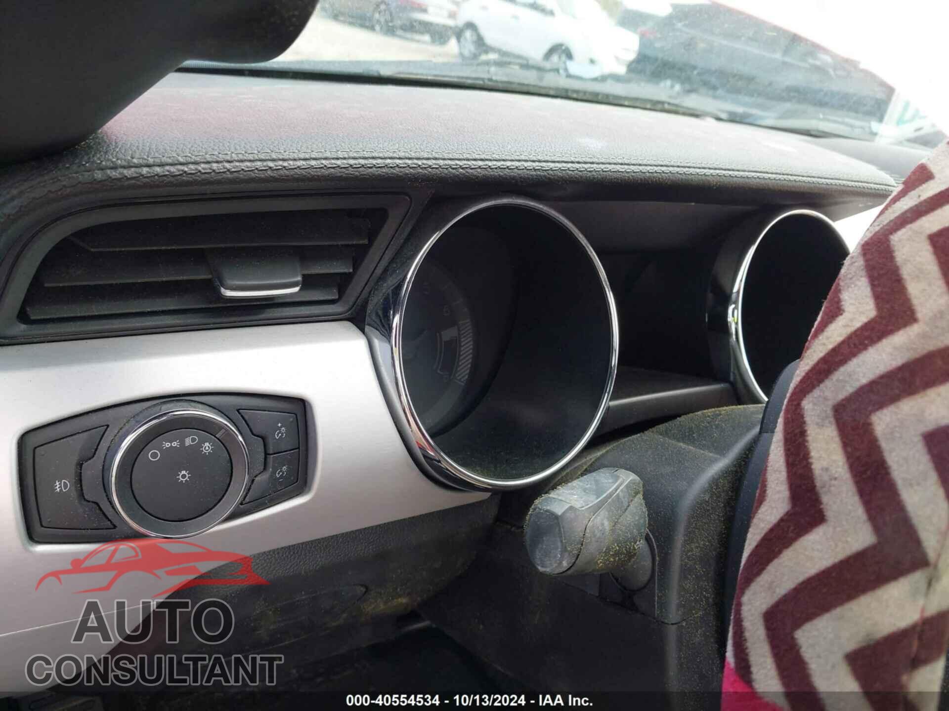 FORD MUSTANG 2017 - 1FATP8UH2H5204374