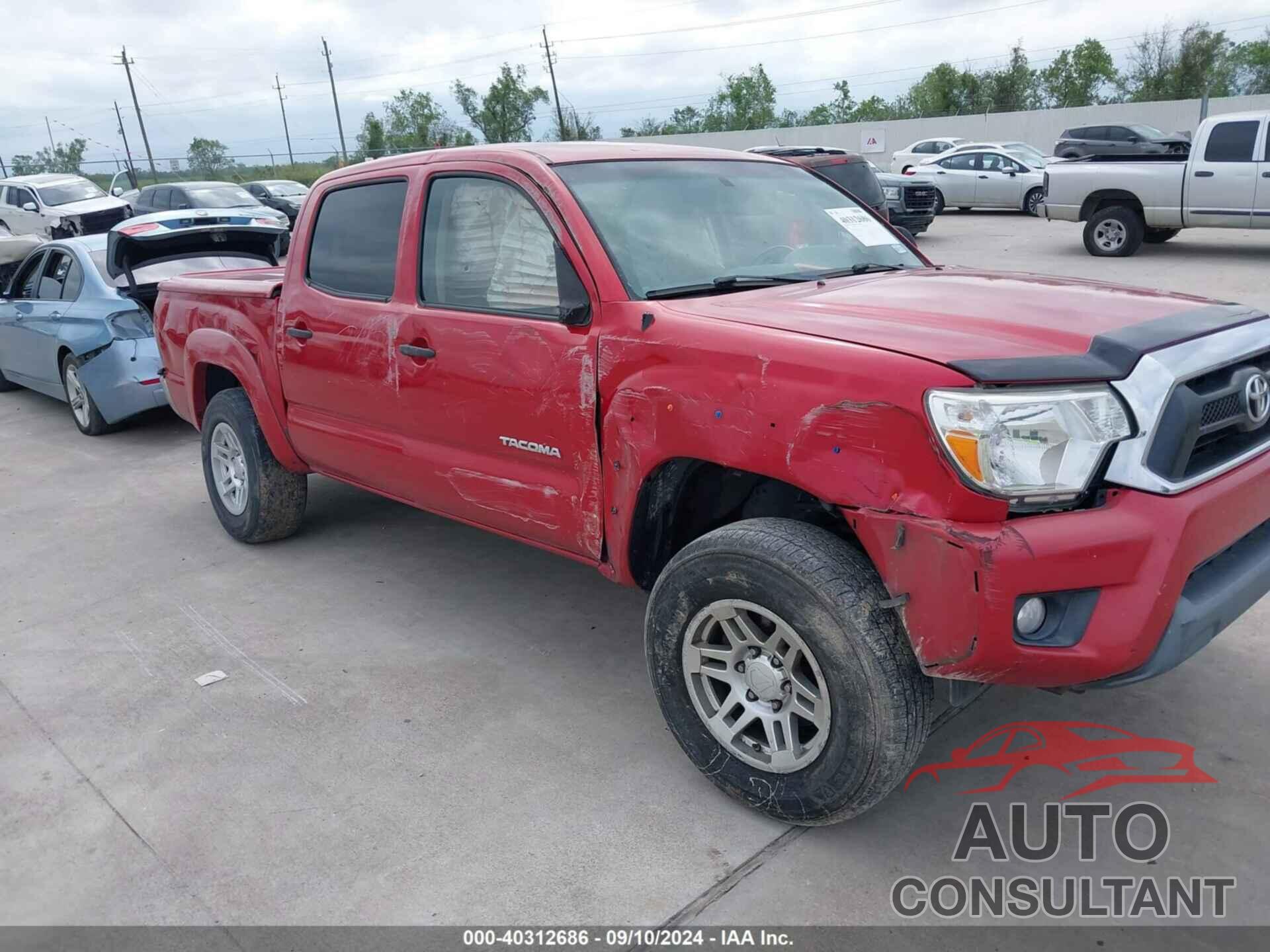 TOYOTA TACOMA 2012 - 3TMJU4GN8CM127422