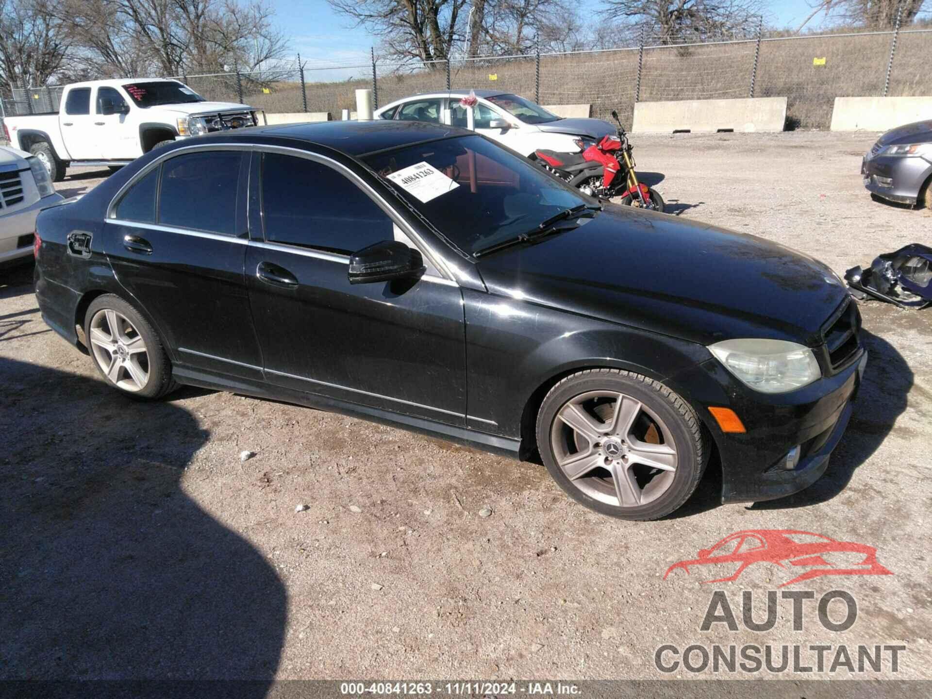 MERCEDES-BENZ C 300 2010 - WDDGF8BB7AR099137