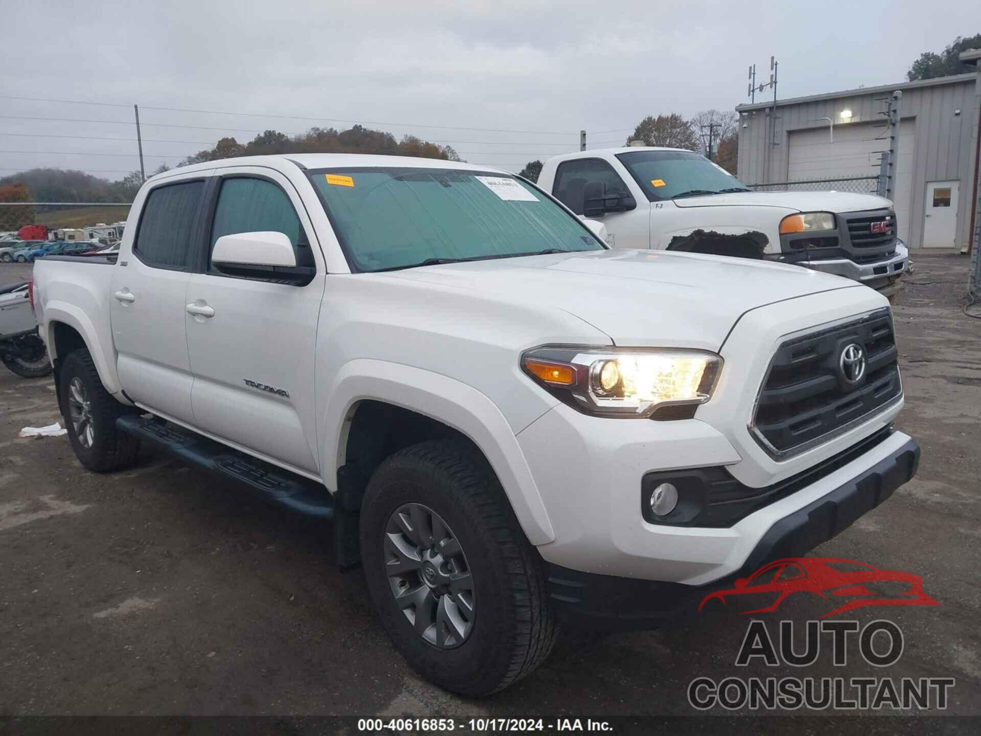 TOYOTA TACOMA 2017 - 3TMCZ5ANXHM111495