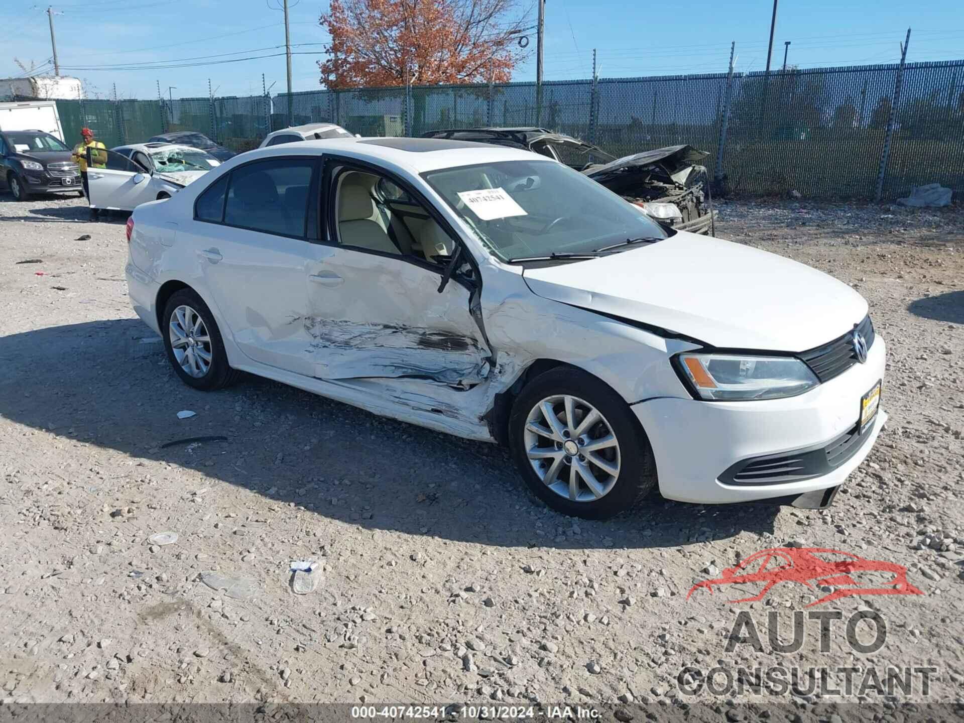 VOLKSWAGEN JETTA 2011 - 3VWDZ7AJ6BM386816