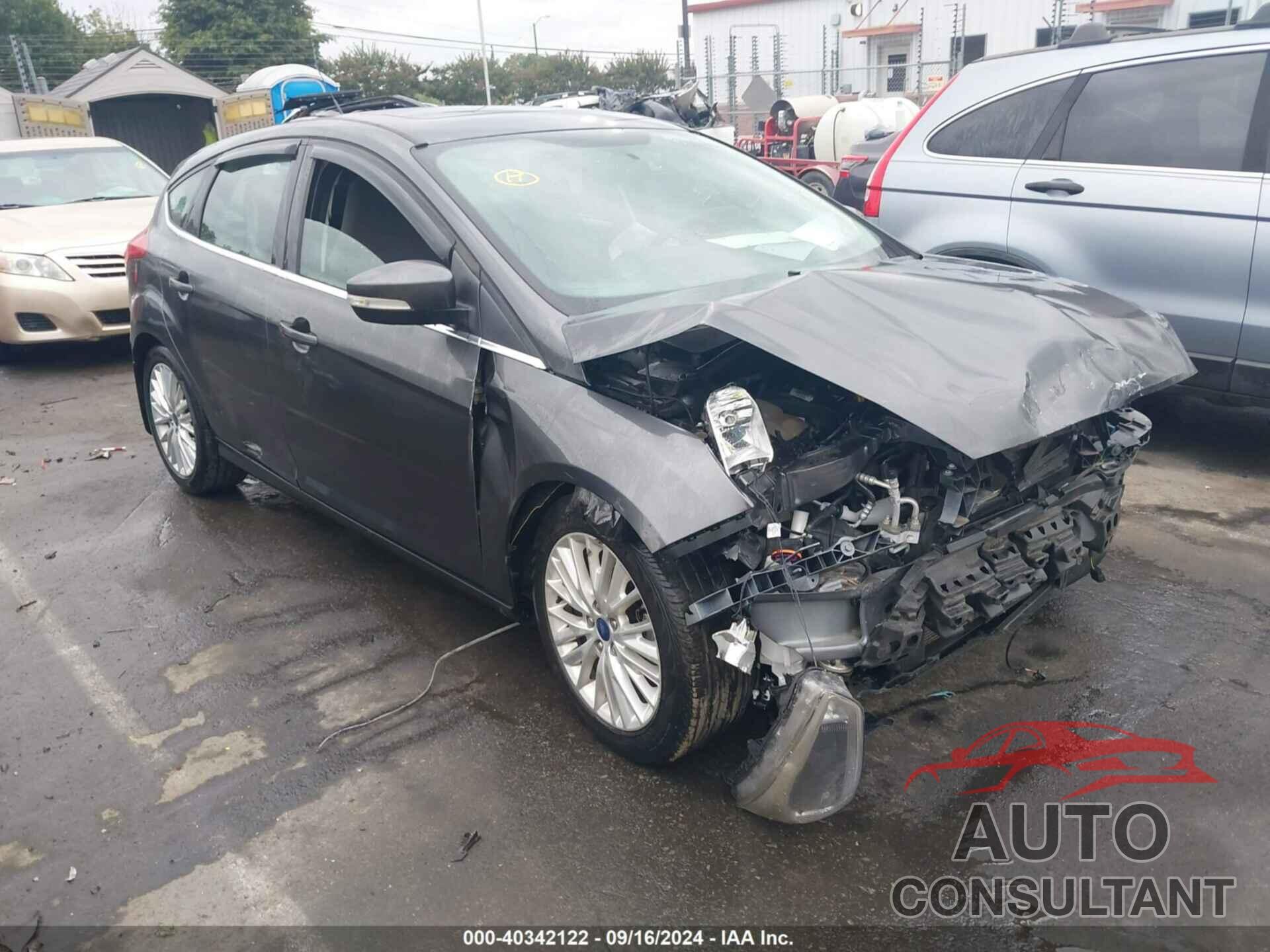 FORD FOCUS 2018 - 1FADP3N21JL232220