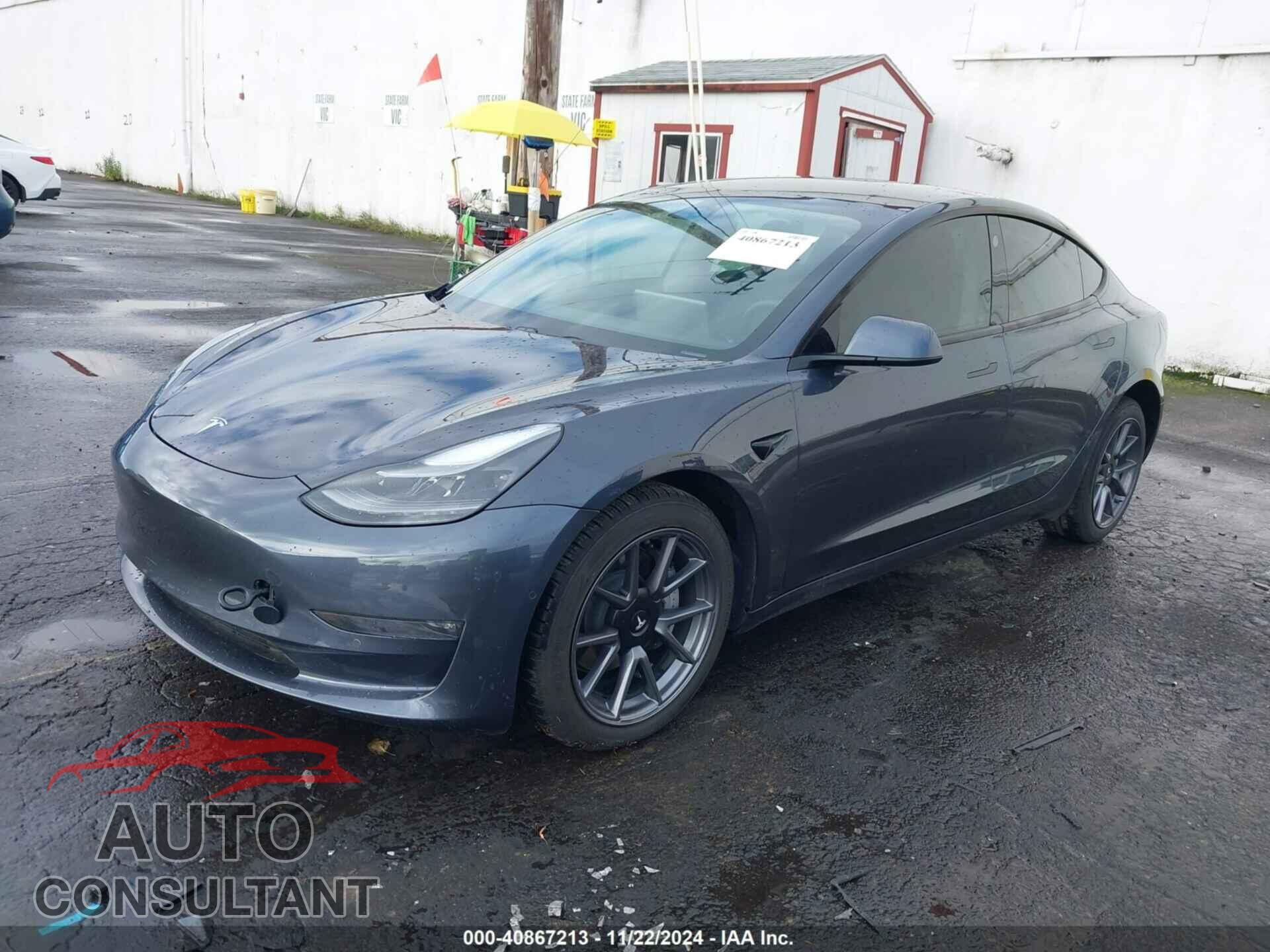 TESLA MODEL 3 2021 - 5YJ3E1EB8MF065572