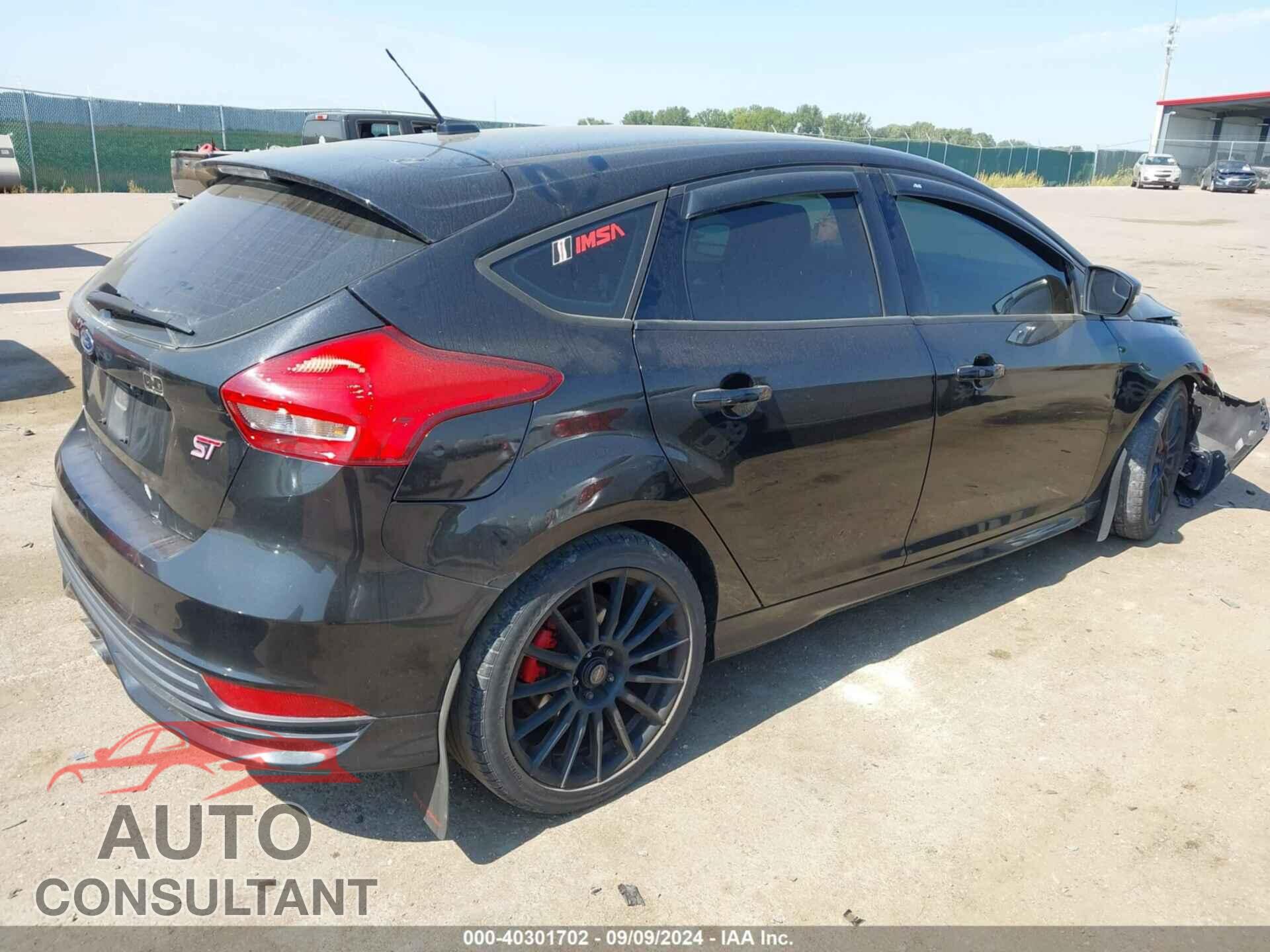 FORD FOCUS ST 2015 - 1FADP3L93FL361566