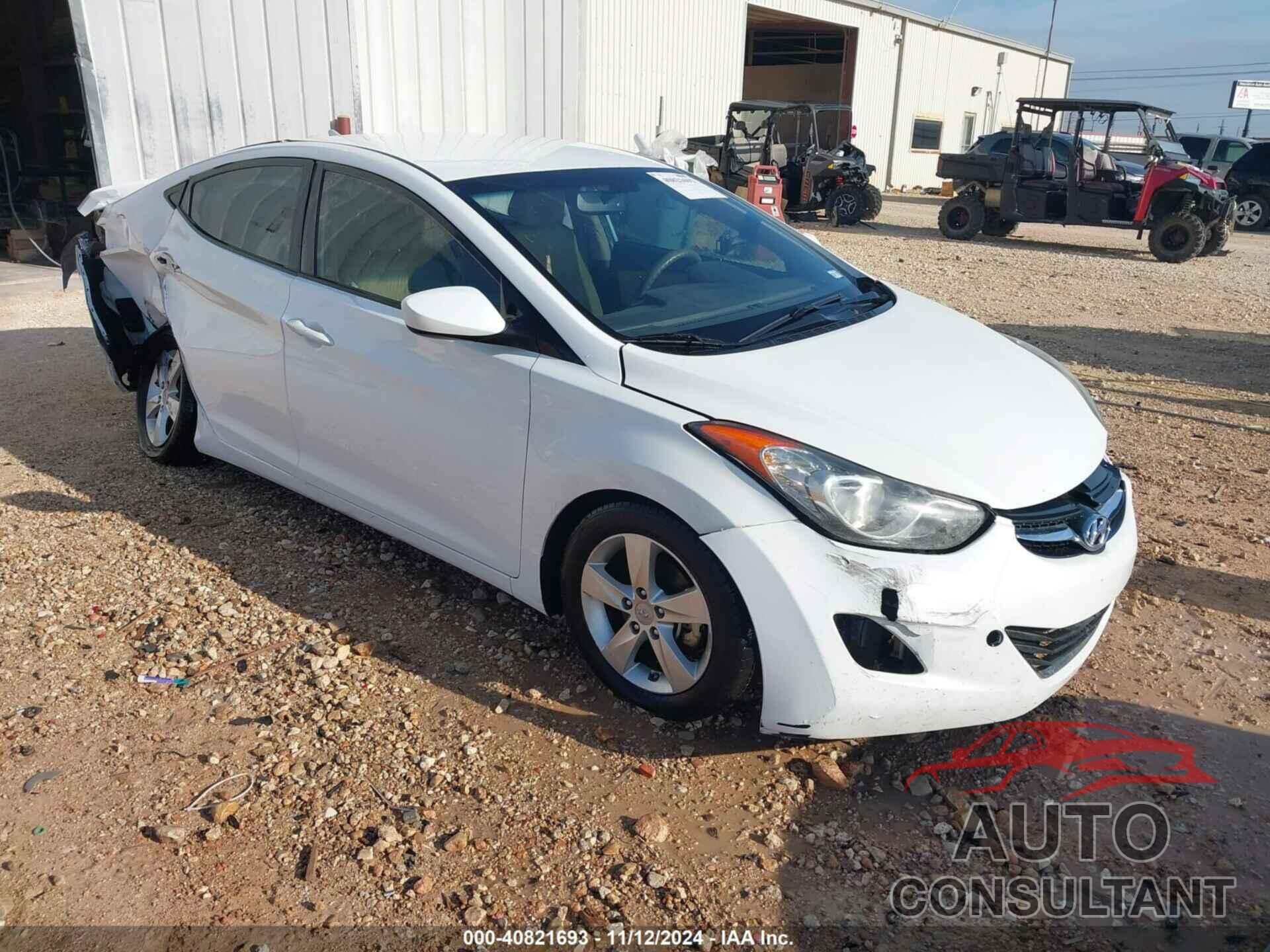 HYUNDAI ELANTRA 2013 - 5NPDH4AE8DH249781