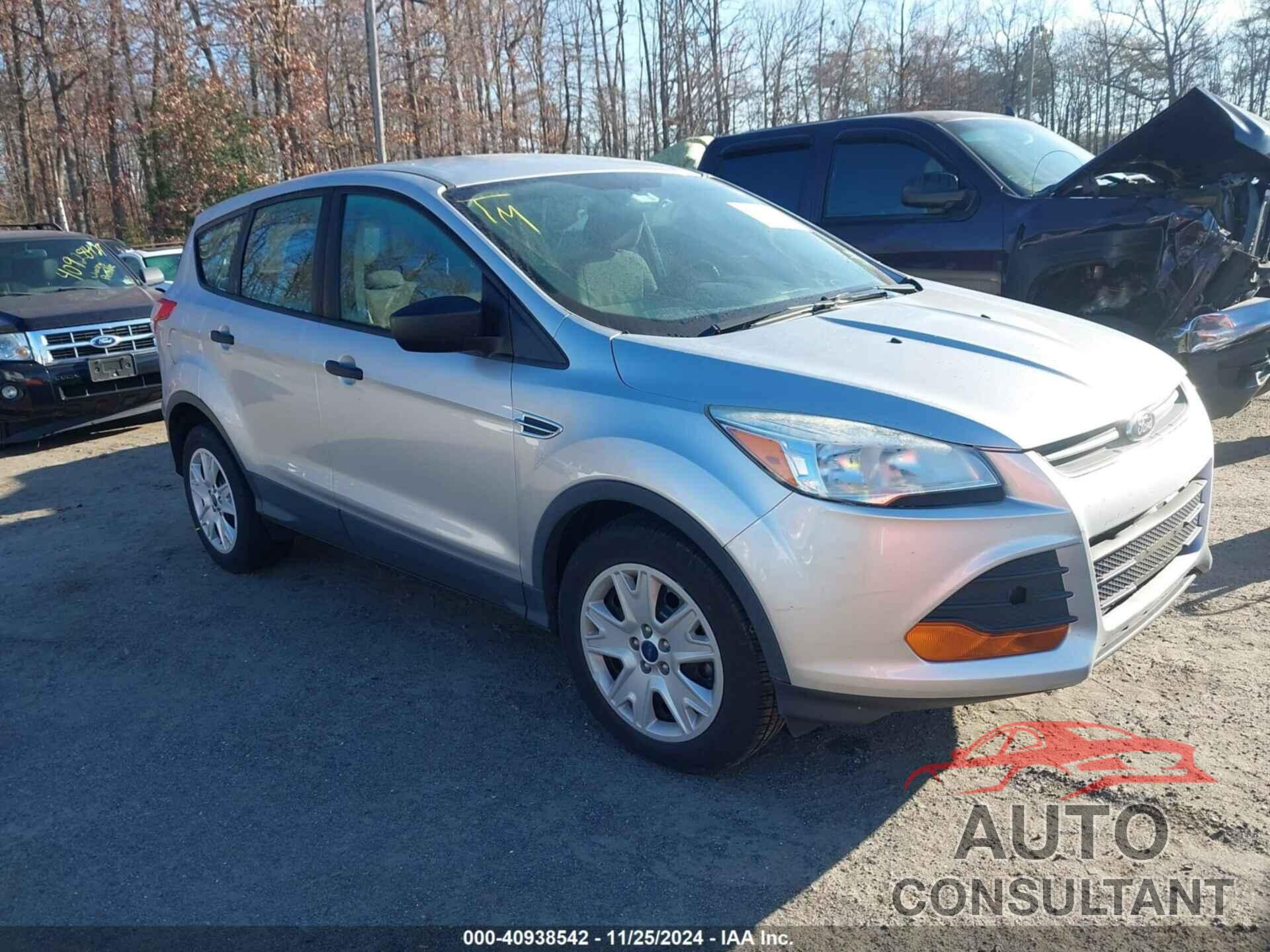 FORD ESCAPE 2016 - 1FMCU0F70GUB90094