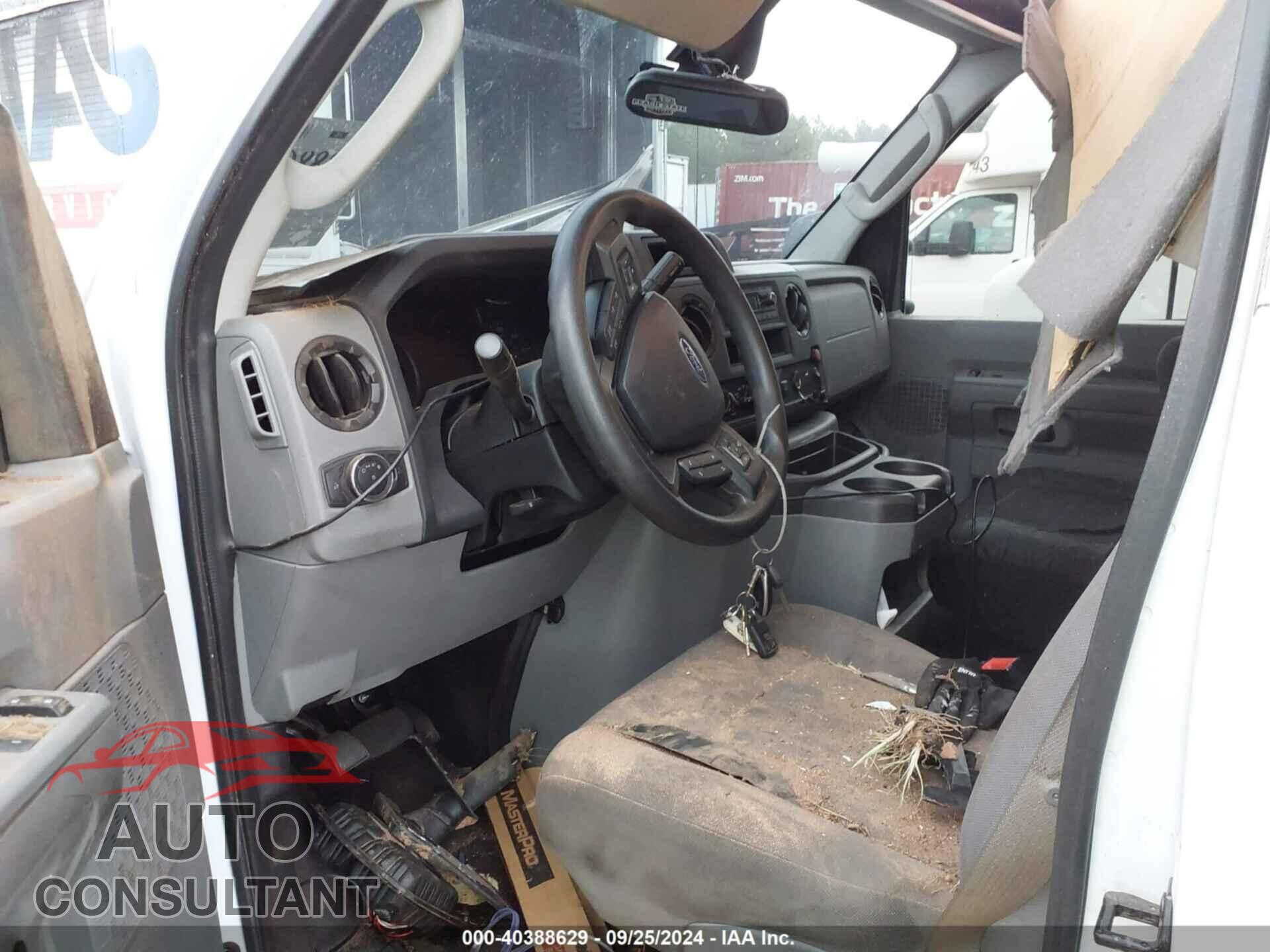 FORD E-450 CUTAWAY 2022 - 1FDWE4FK5NDC31337