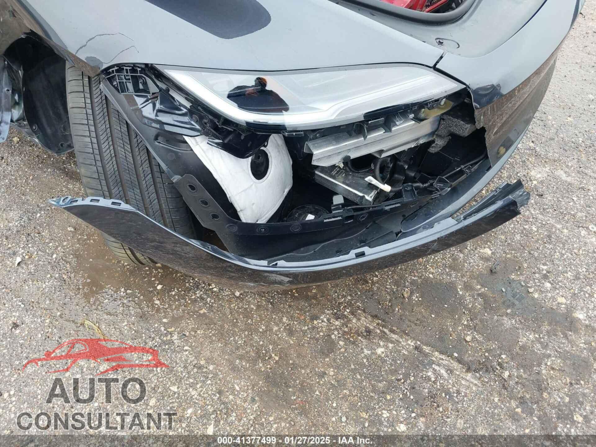 TESLA MODEL 3 2025 - 5YJ3E1EA6SF885539