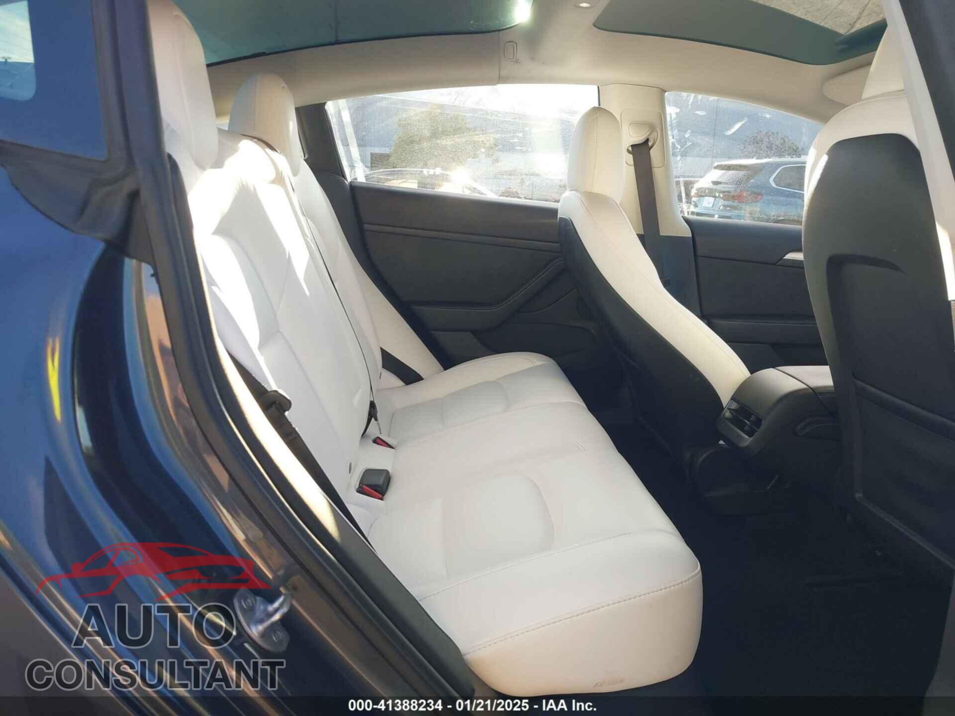 TESLA MODEL 3 2022 - 5YJ3E1EB4NF293635