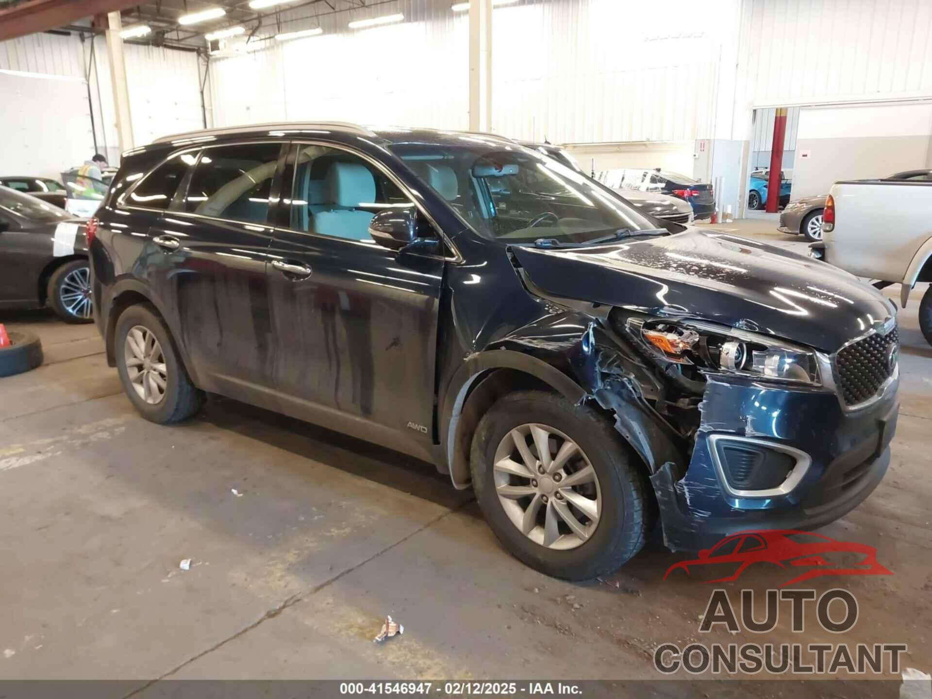 KIA SORENTO 2017 - 5XYPGDA37HG218095