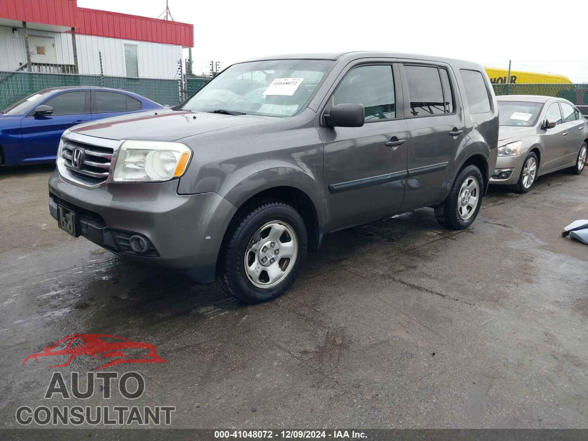 HONDA PILOT 2013 - 5FNYF4H26DB014328