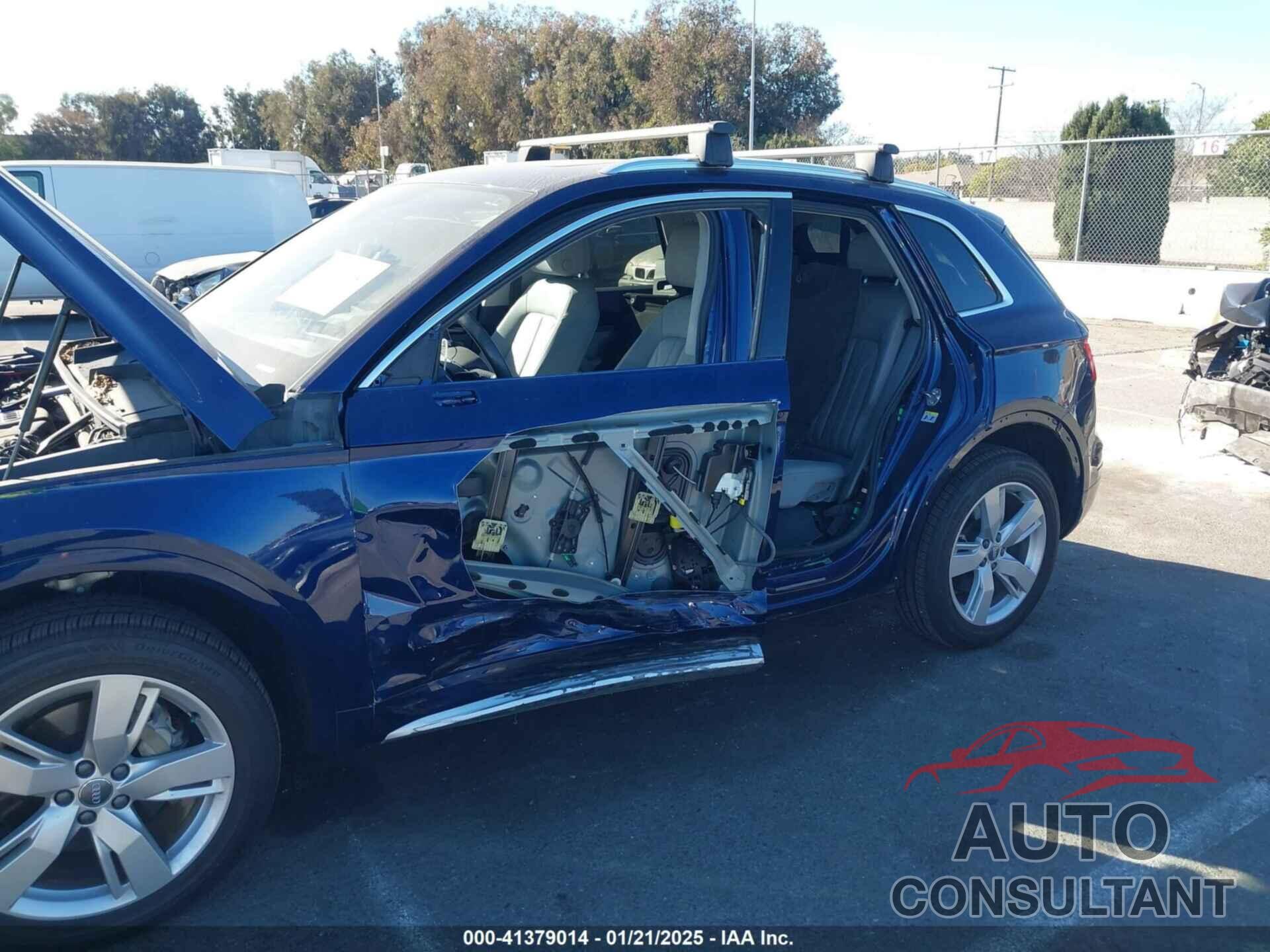 AUDI Q5 2019 - WA1ANAFY6K2061010