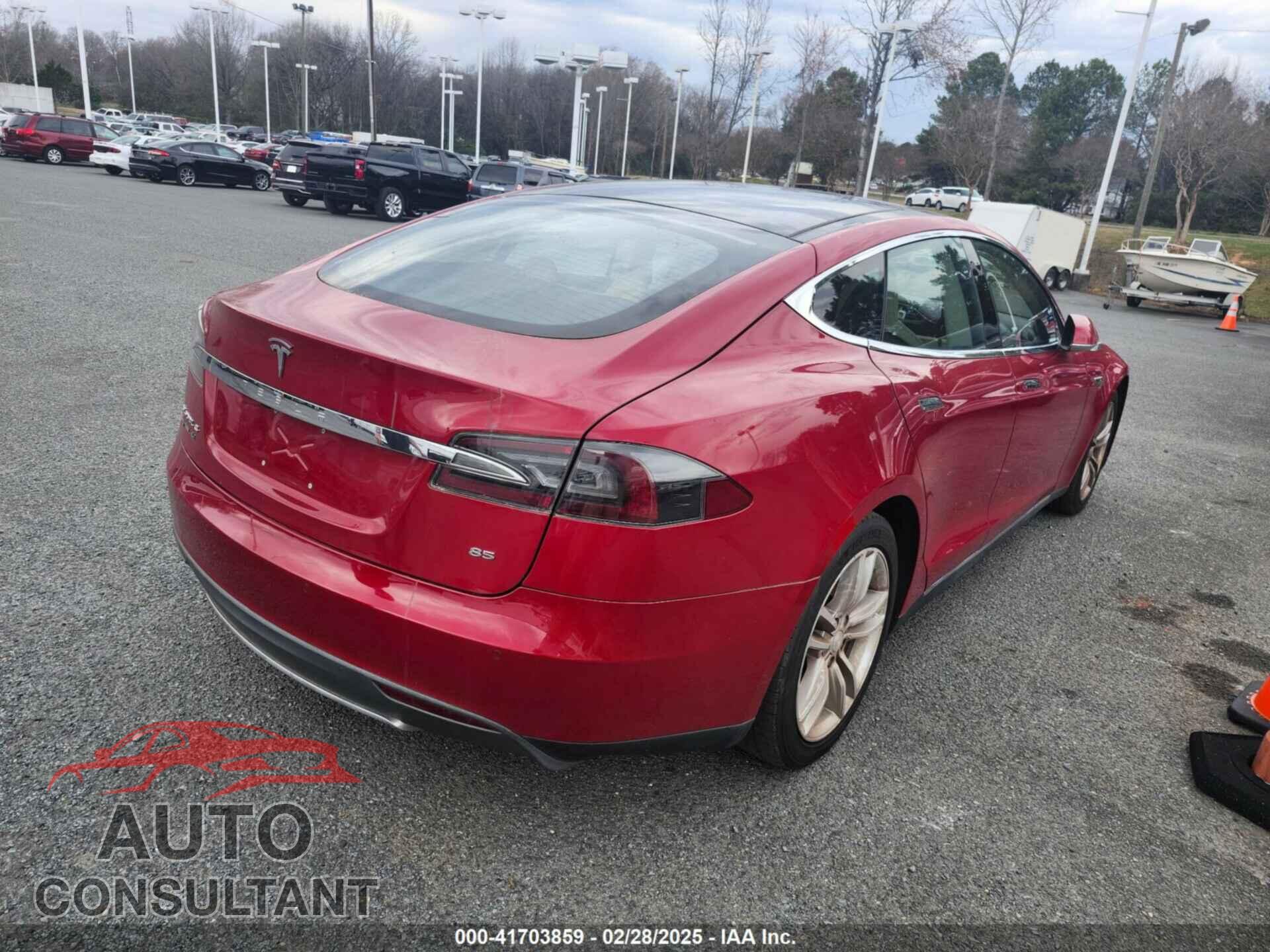 TESLA MODEL S 2013 - 5YJSA1DN6DFP26504
