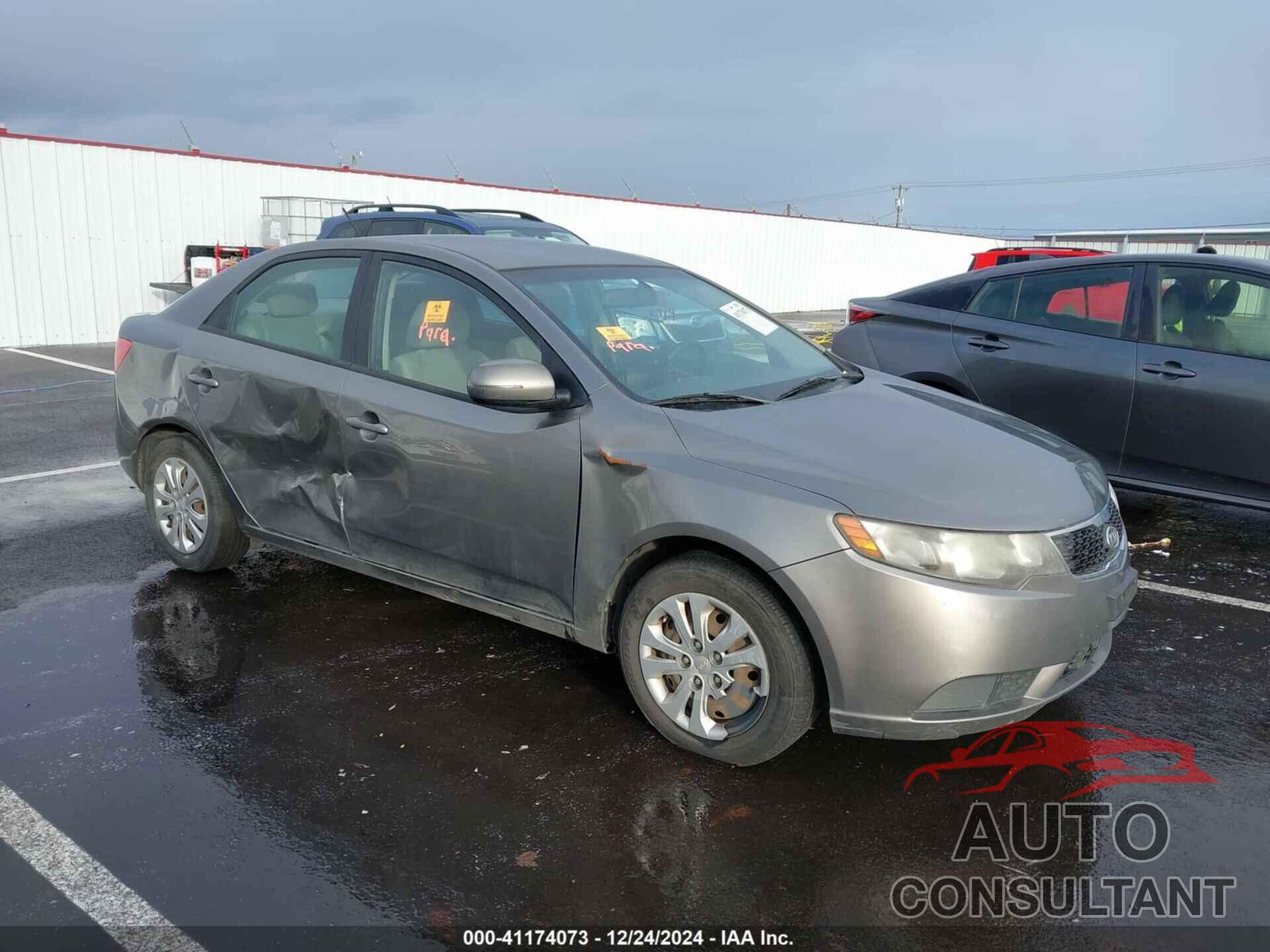 KIA FORTE 2011 - KNAFU4A2XB5453292