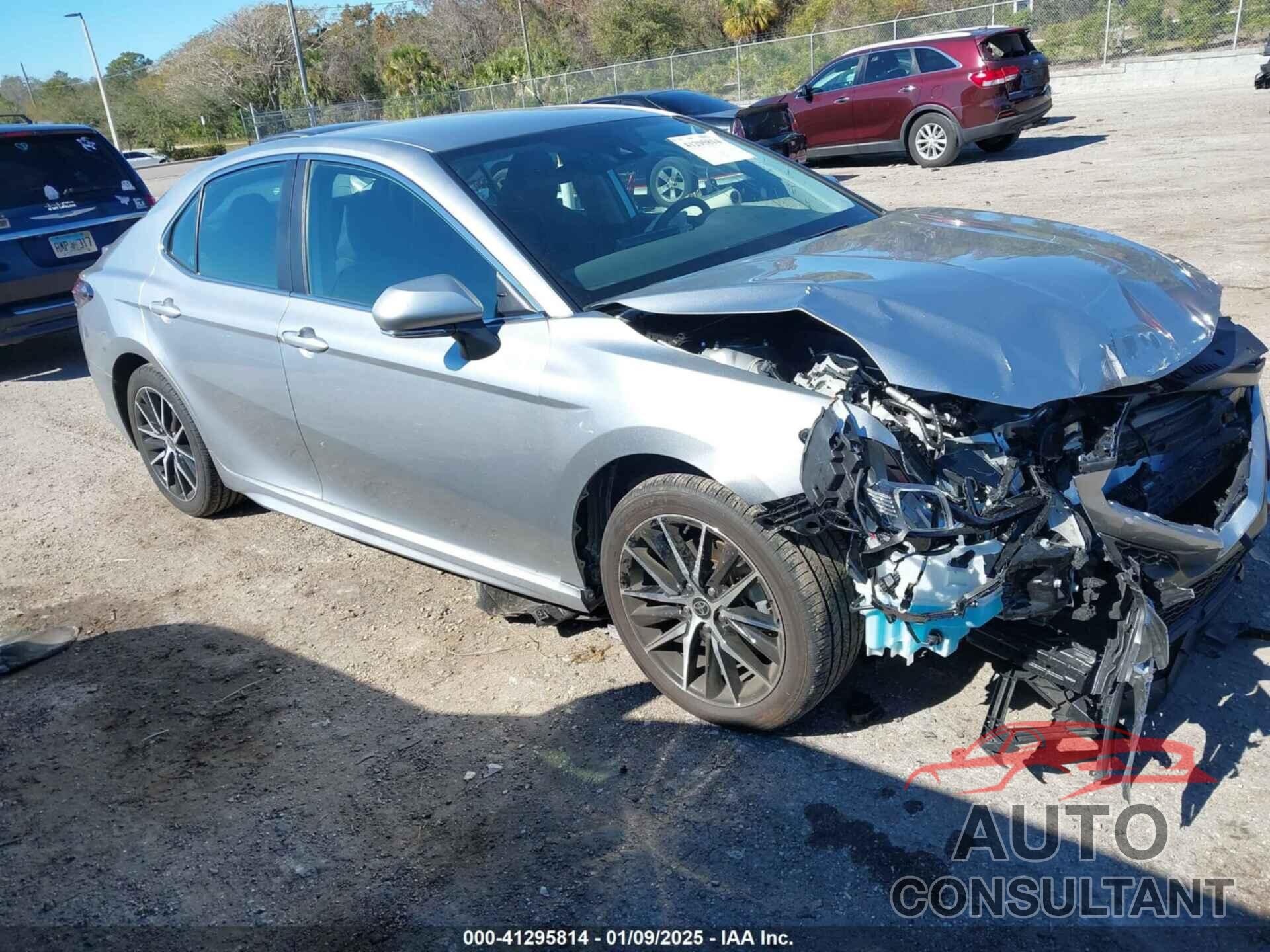 TOYOTA CAMRY 2024 - 4T1G11AKXRU898917