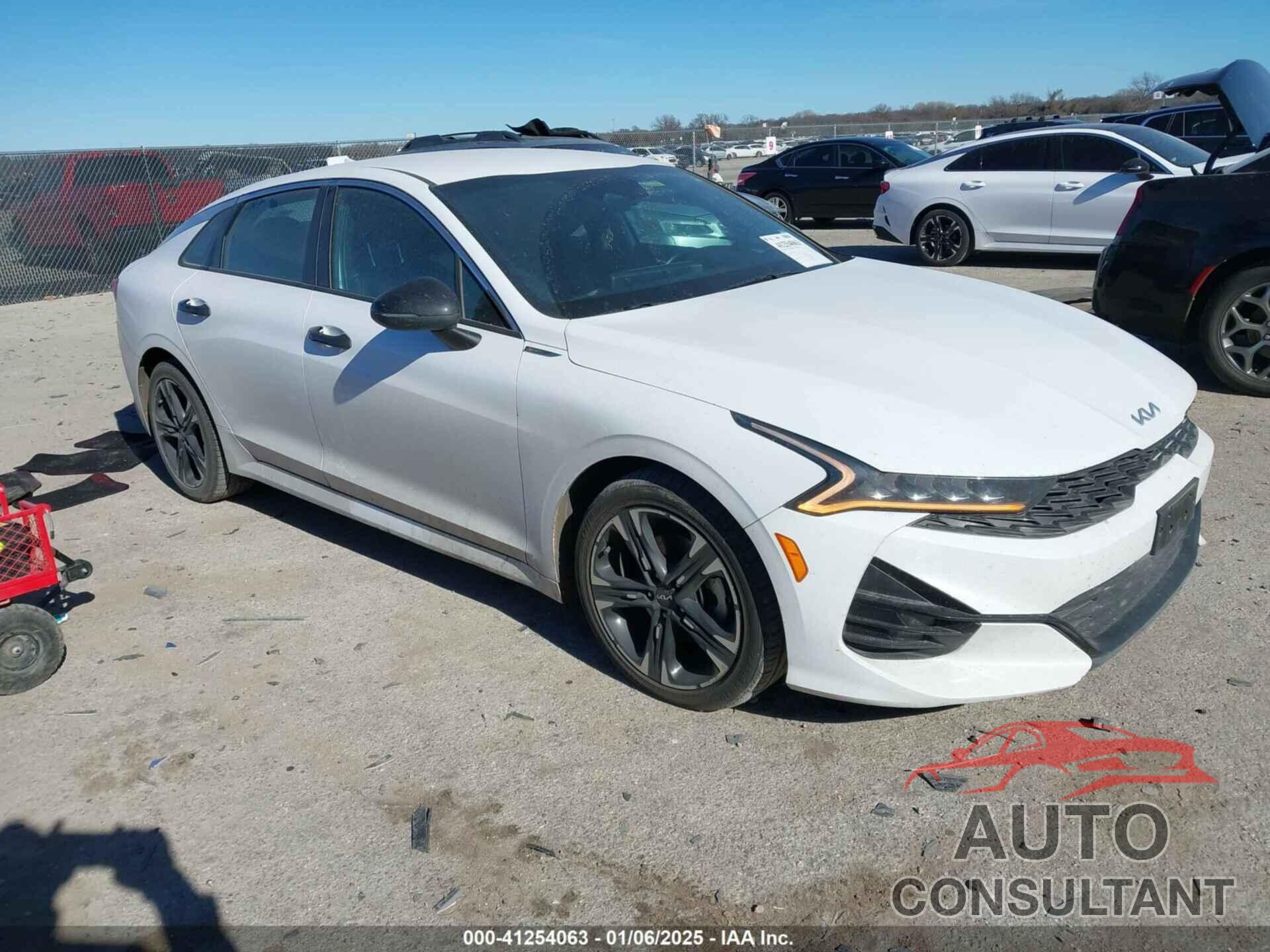 KIA K5 2022 - 5XXG64J23NG102967