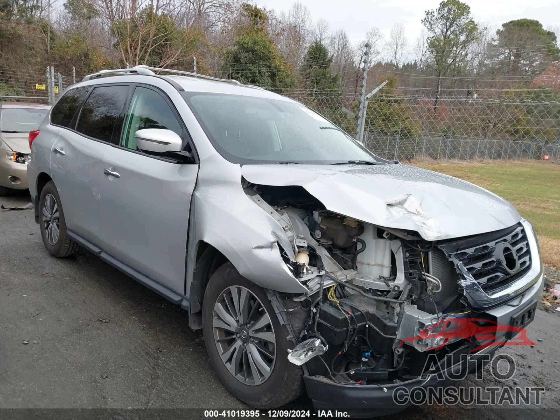 NISSAN PATHFINDER 2017 - 5N1DR2MN7HC622433