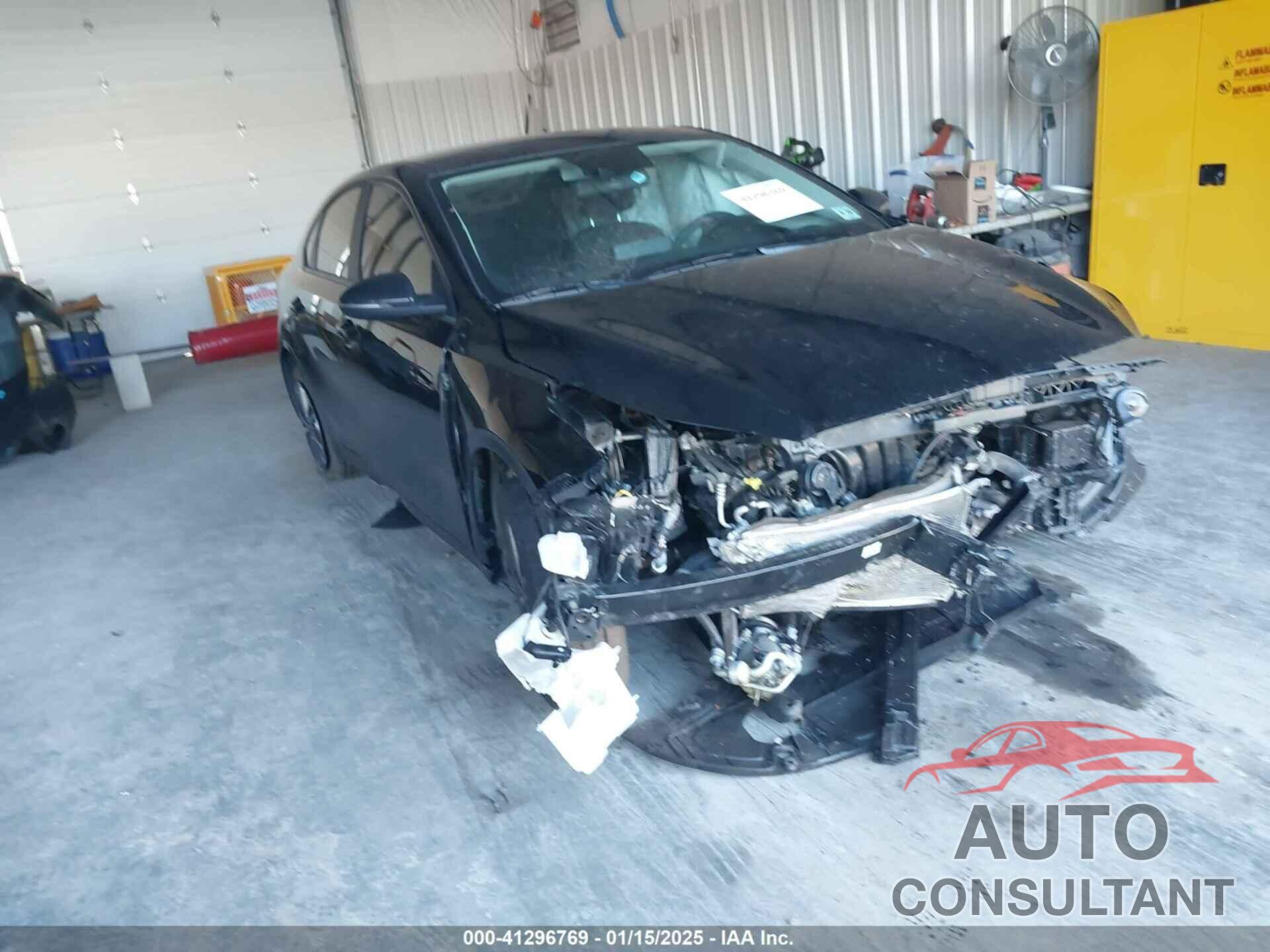 KIA FORTE 2023 - 3KPF24AD9PE618822