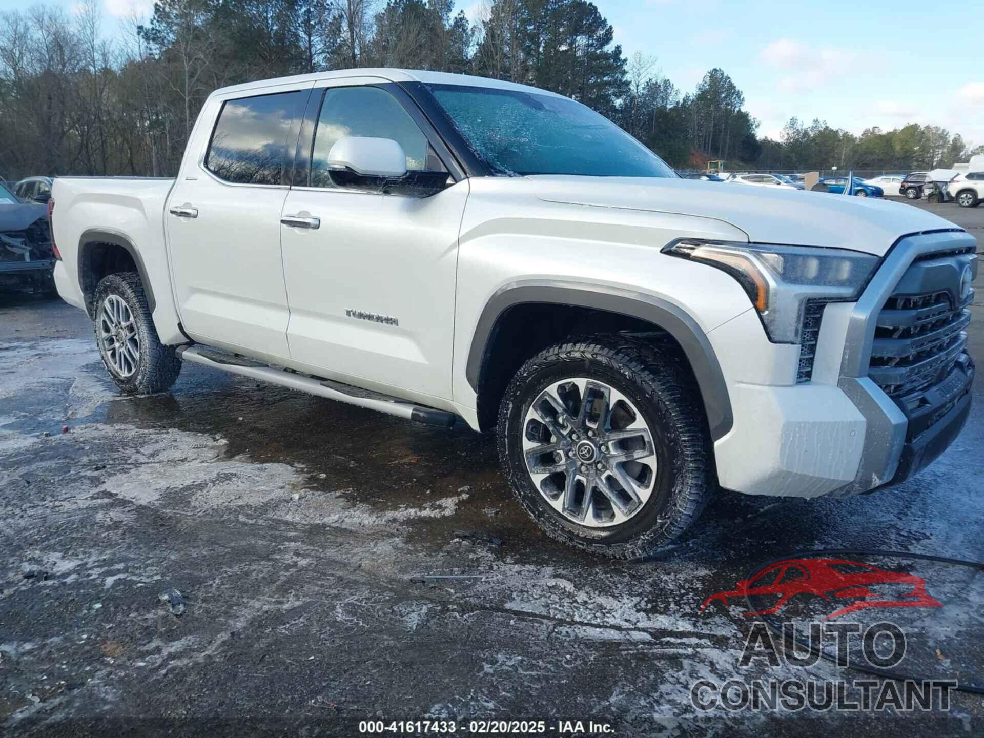 TOYOTA TUNDRA 2023 - 5TFJA5DB8PX070681