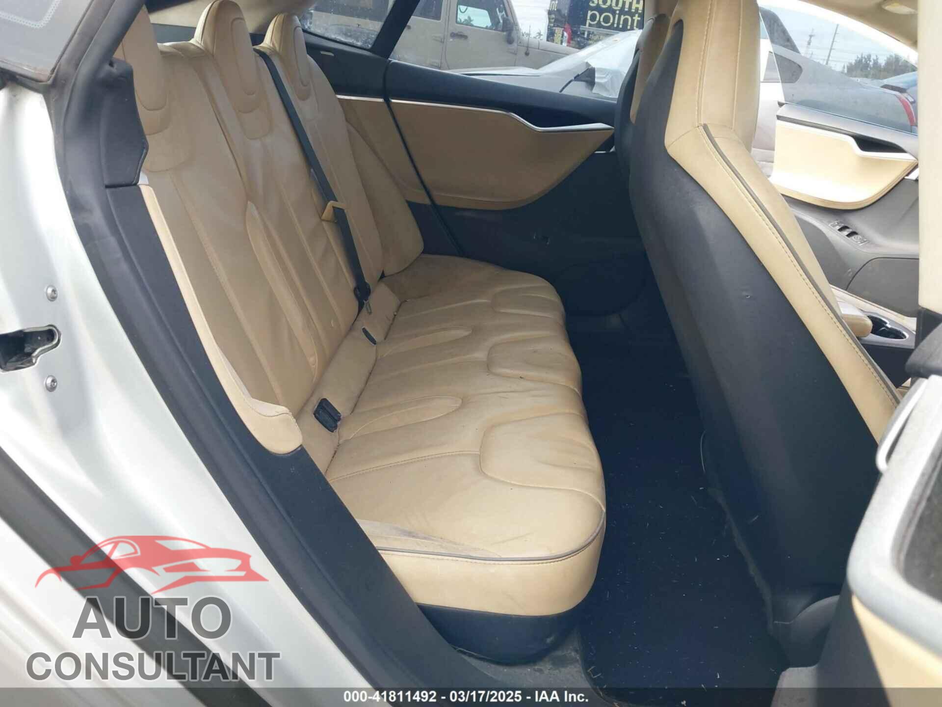 TESLA MODEL S 2013 - 5YJSA1CP2DFP06270