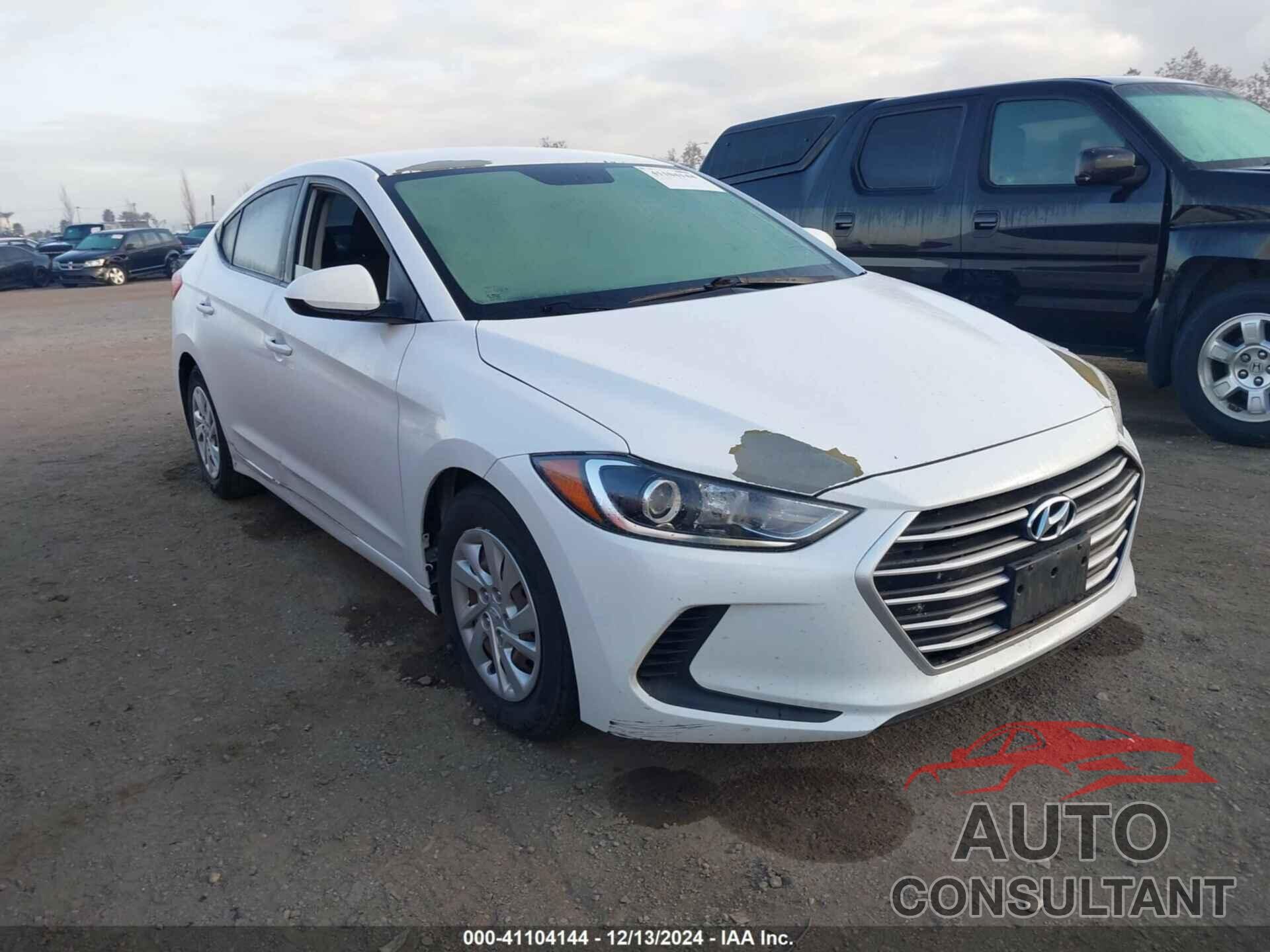 HYUNDAI ELANTRA 2018 - 5NPD74LF3JH308837