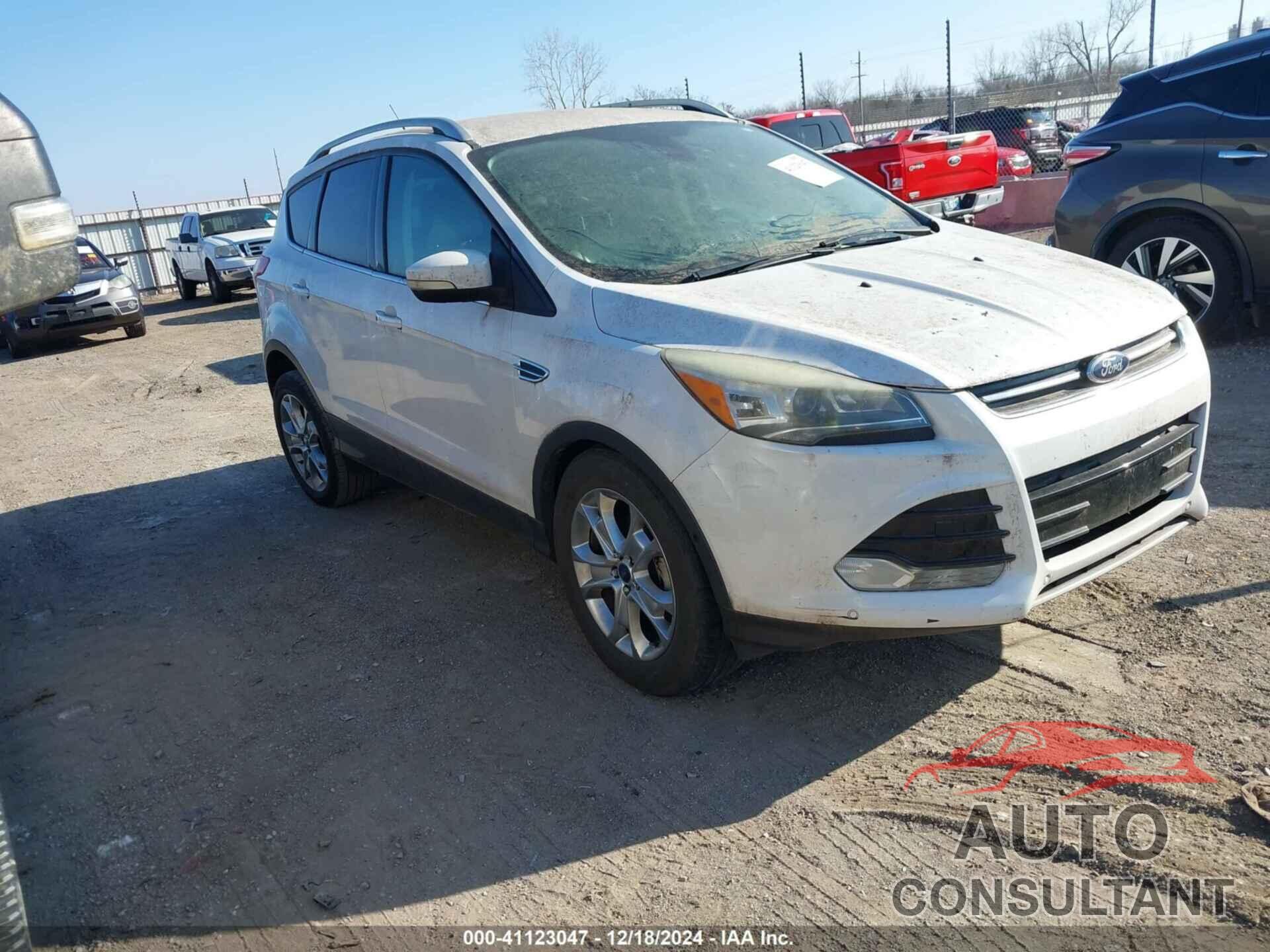 FORD ESCAPE 2015 - 1FMCU0JX8FUA17056