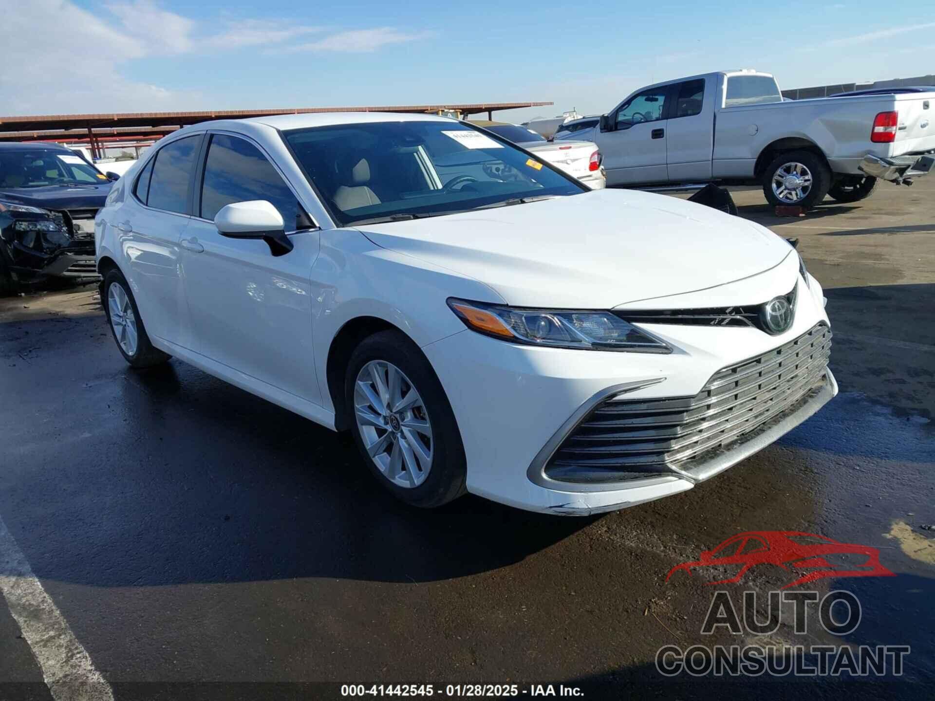 TOYOTA CAMRY 2024 - 4T1C11AK9RU846239