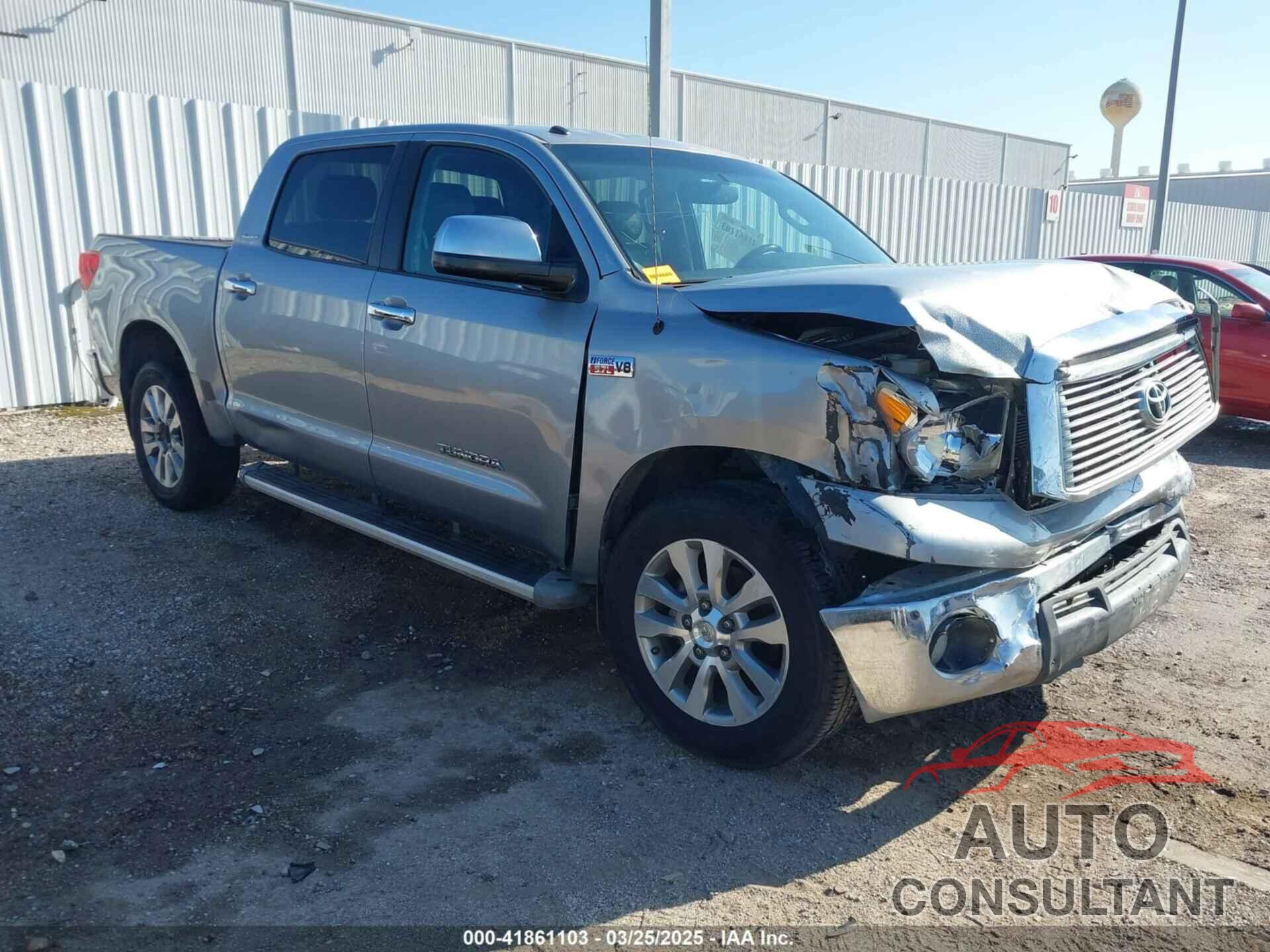 TOYOTA TUNDRA 2011 - 5TFFY5F14BX103139