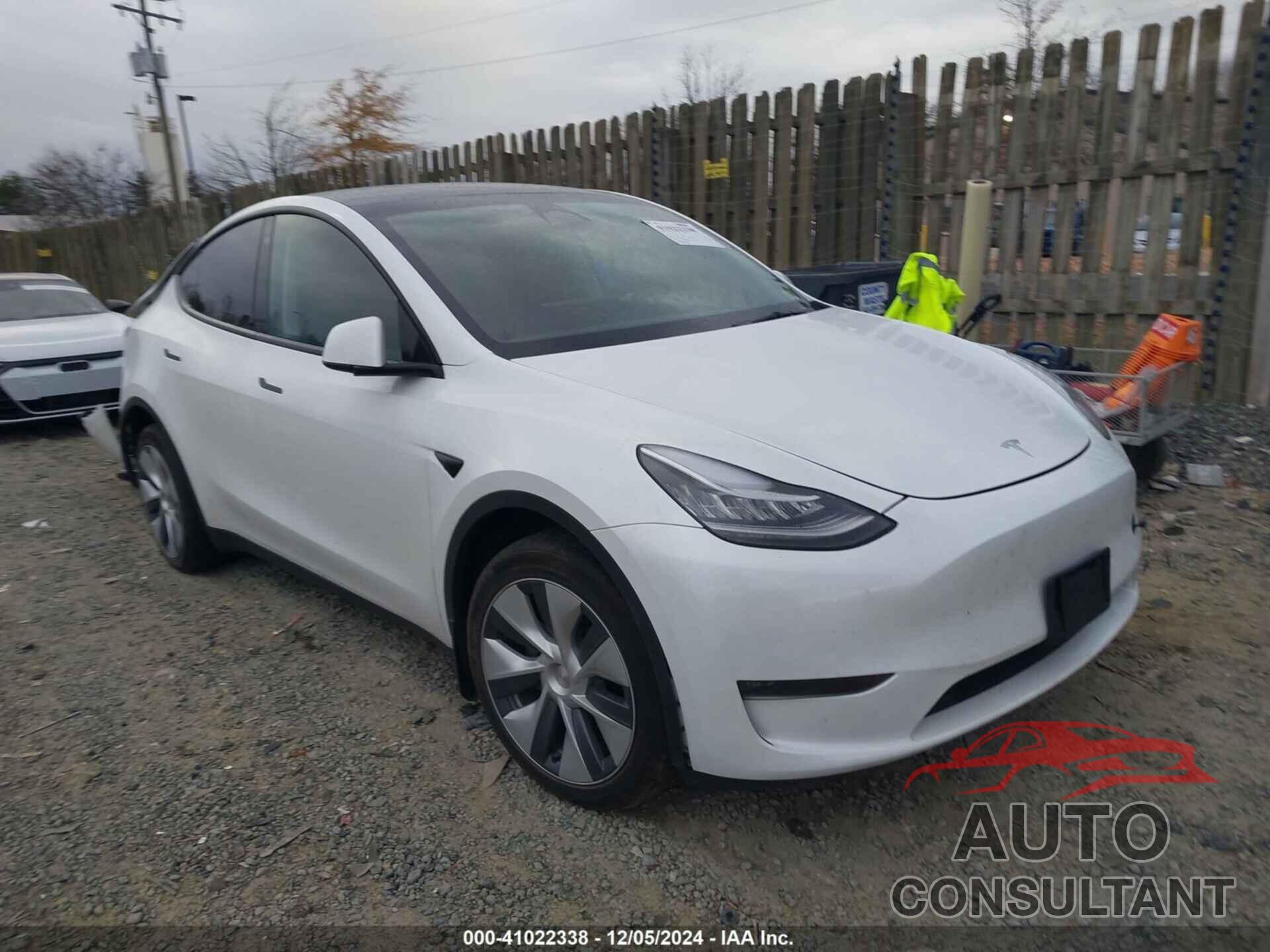 TESLA MODEL Y 2023 - 7SAYGDEE7PA121615